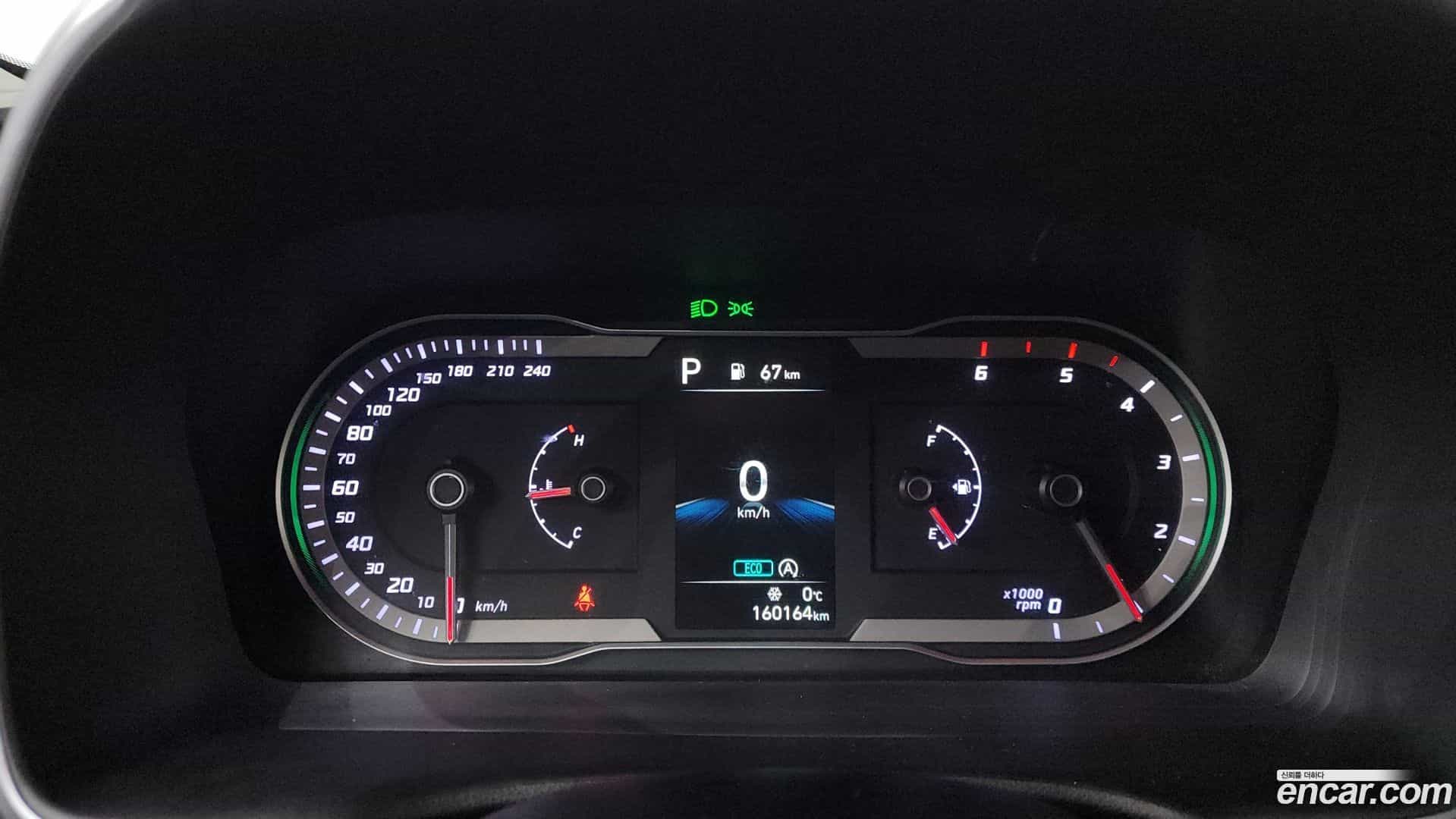 Tucson Hyundai 2021.1-INNER-008