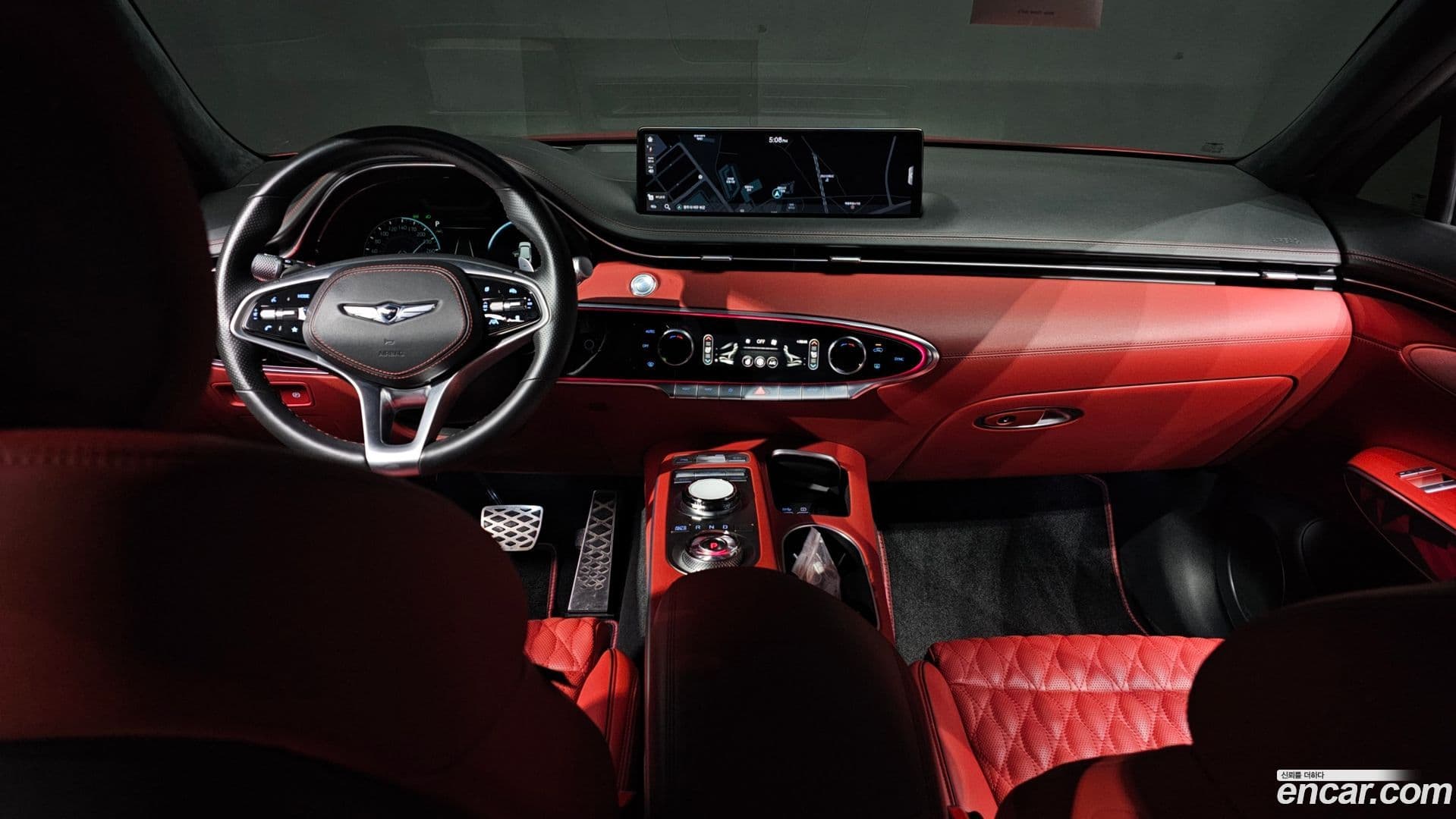 Main__Slider__Photo:GV70 Genesis 2022.0-6