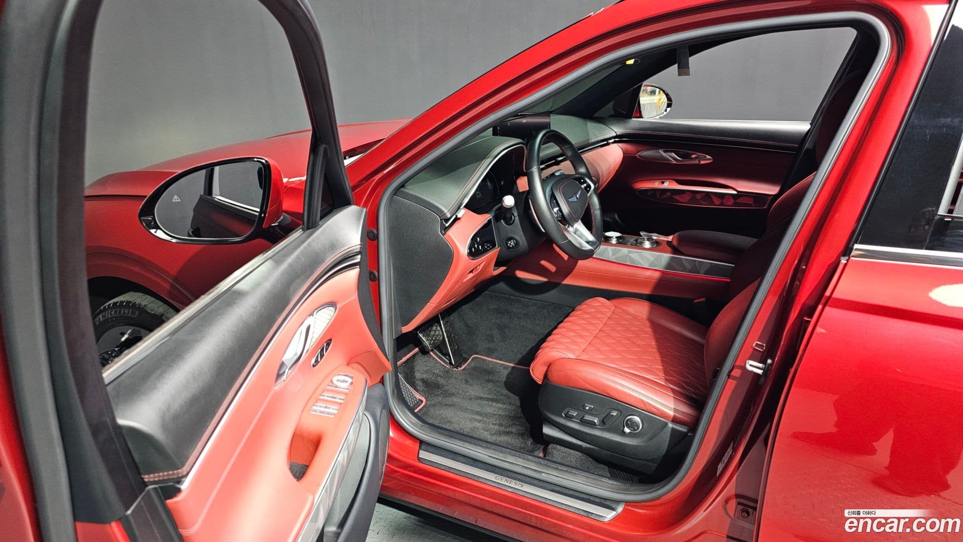 Main__Slider__Photo:GV70 Genesis 2022.0-9