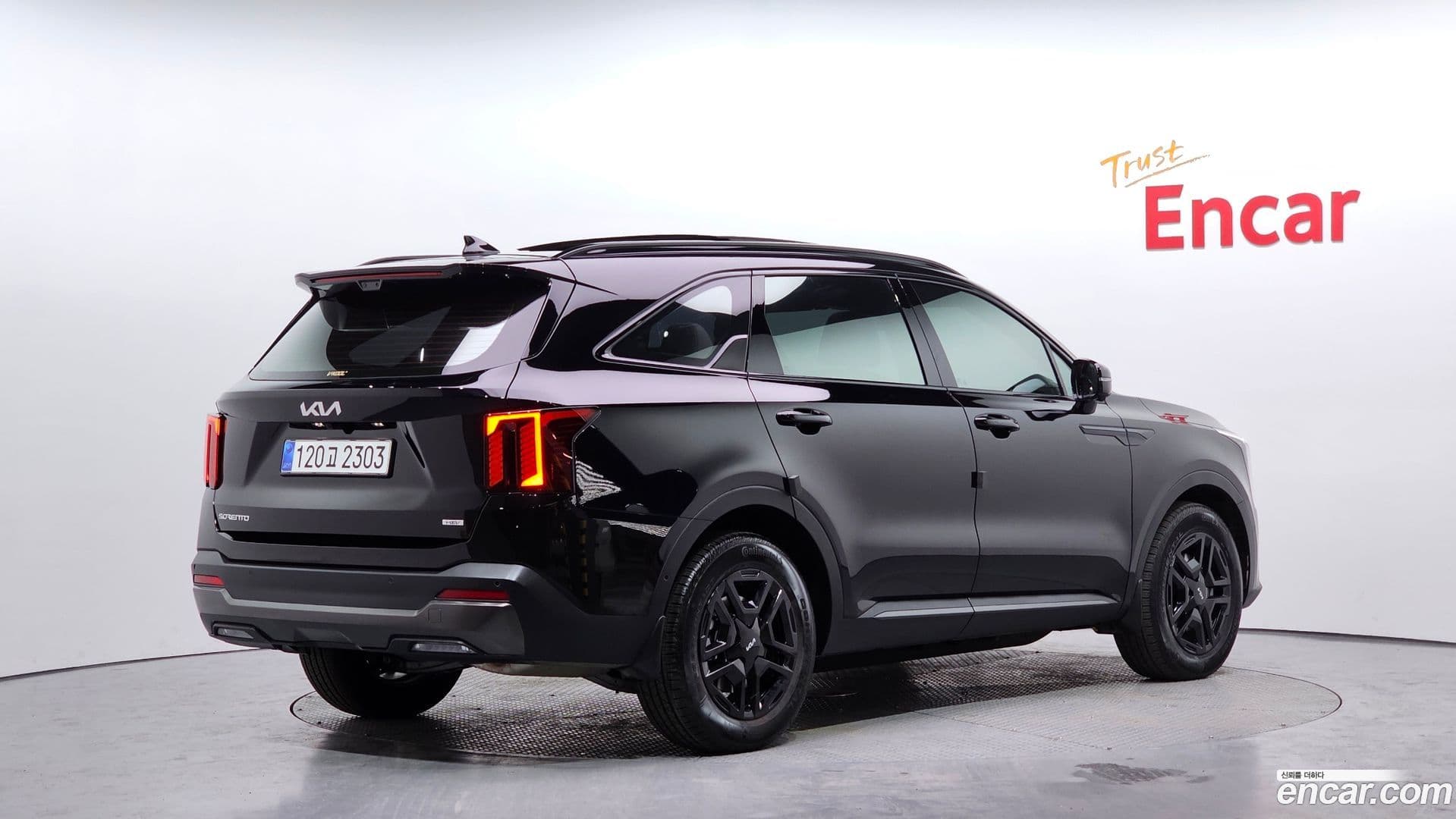 Main__Slider__Photo:Sorento Kia 2025.2-1