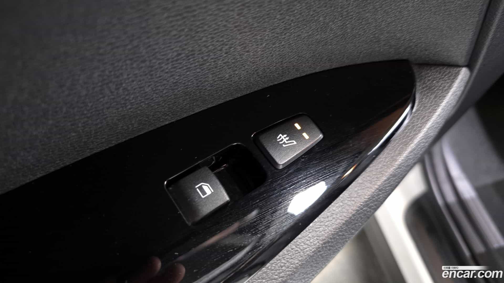 Sportage Kia 2023.8-OPTION-023