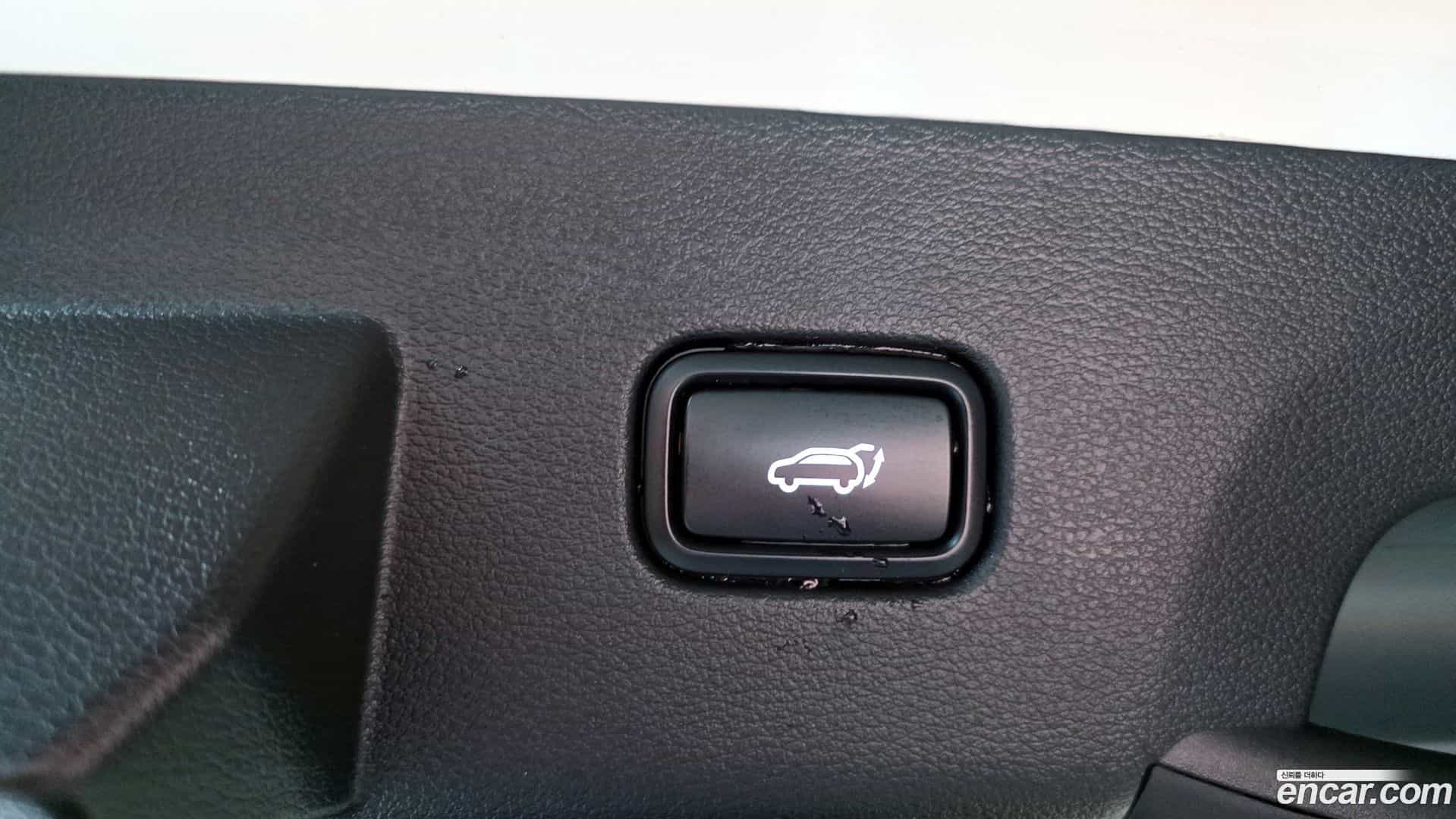 Sportage Kia 2023.8-OPTION-024