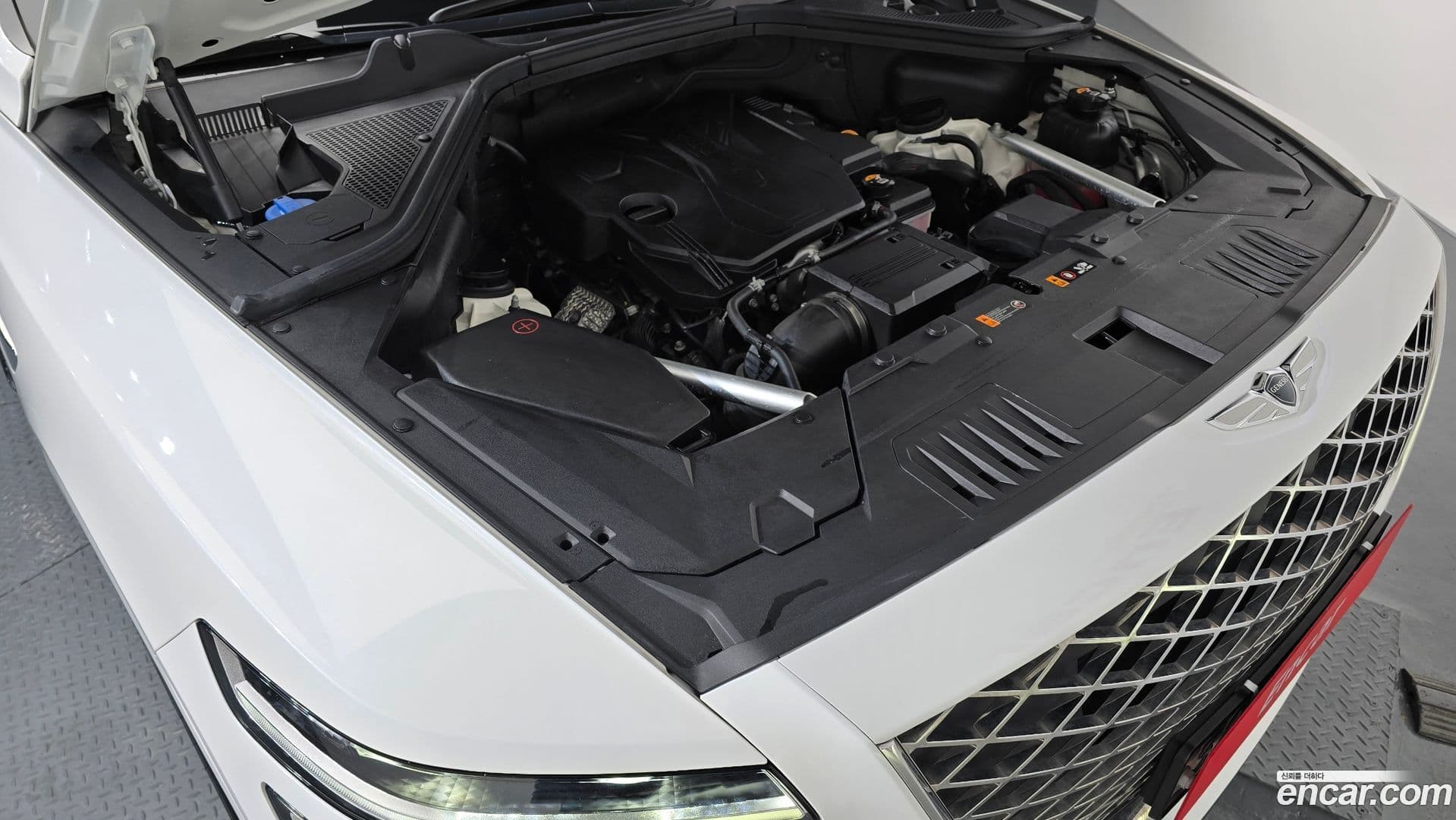 Main__Slider__Photo:GV80 Genesis 2021.5-5