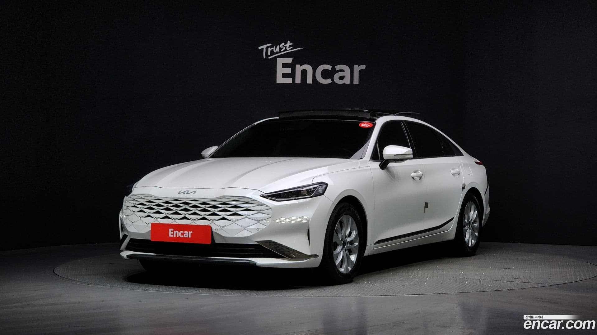 Main__Slider__Photo:K8 Kia 2021.9-0