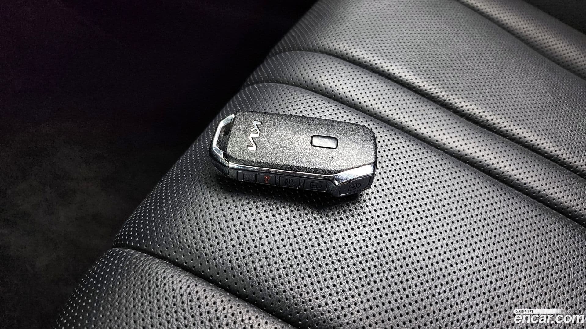 Main__Slider__Photo:K8 Kia 2021.9-17