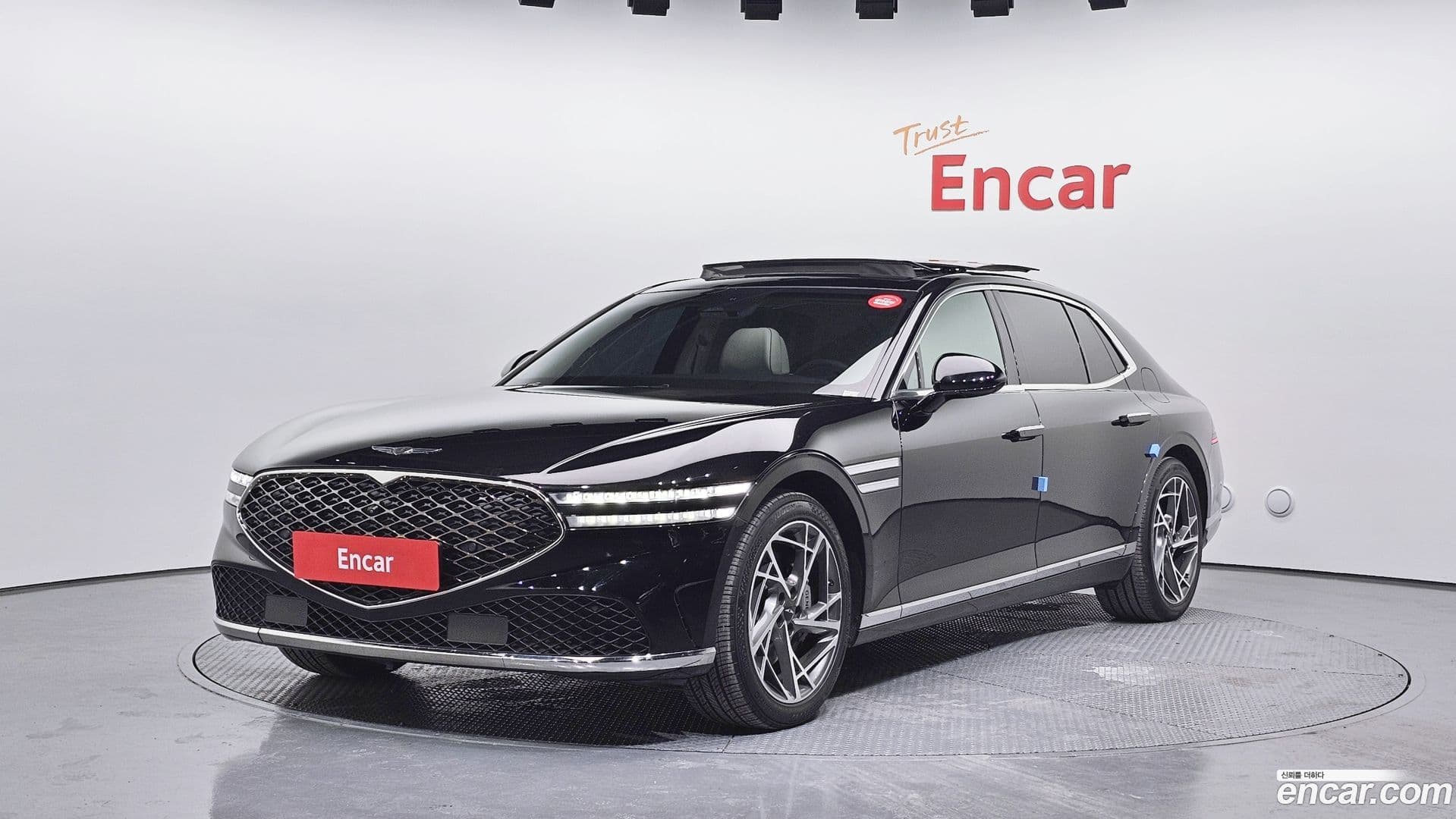 Main__Slider__Photo:G90 Genesis 2022.4-0