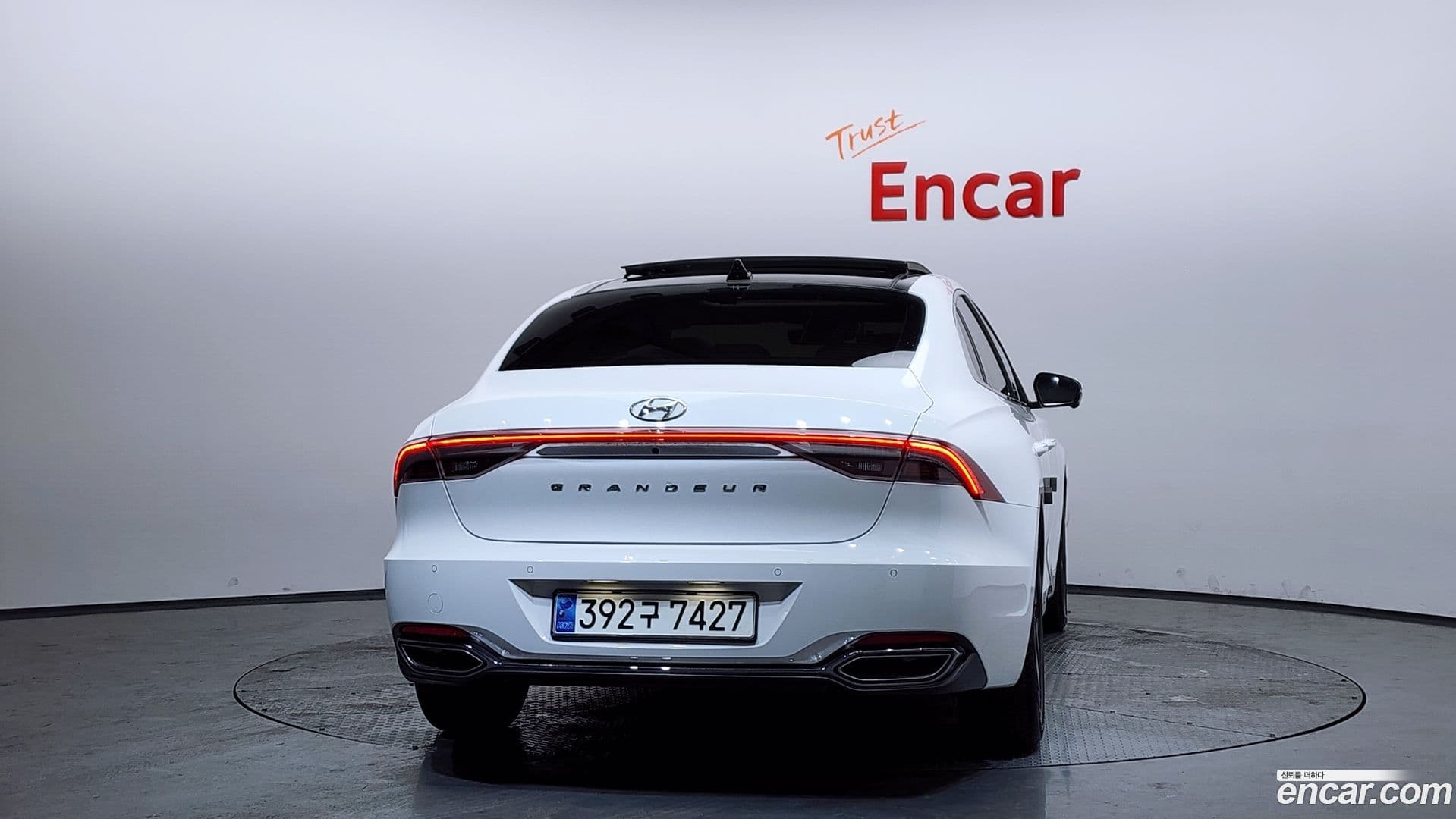 Main__Slider__Photo:Grandeur Hyundai 2022.2-3