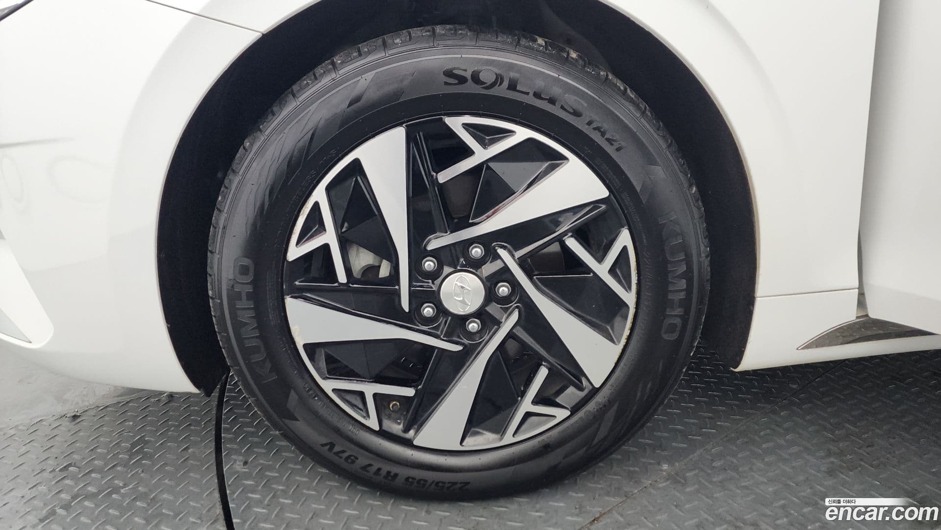 Main__Slider__Photo:Grandeur Hyundai 2022.2-4