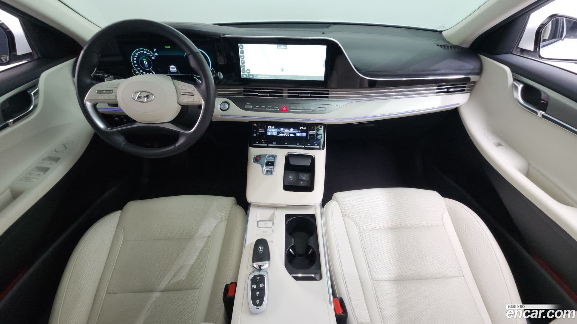 Main__Slider__Photo:Grandeur Hyundai 2022.2-6