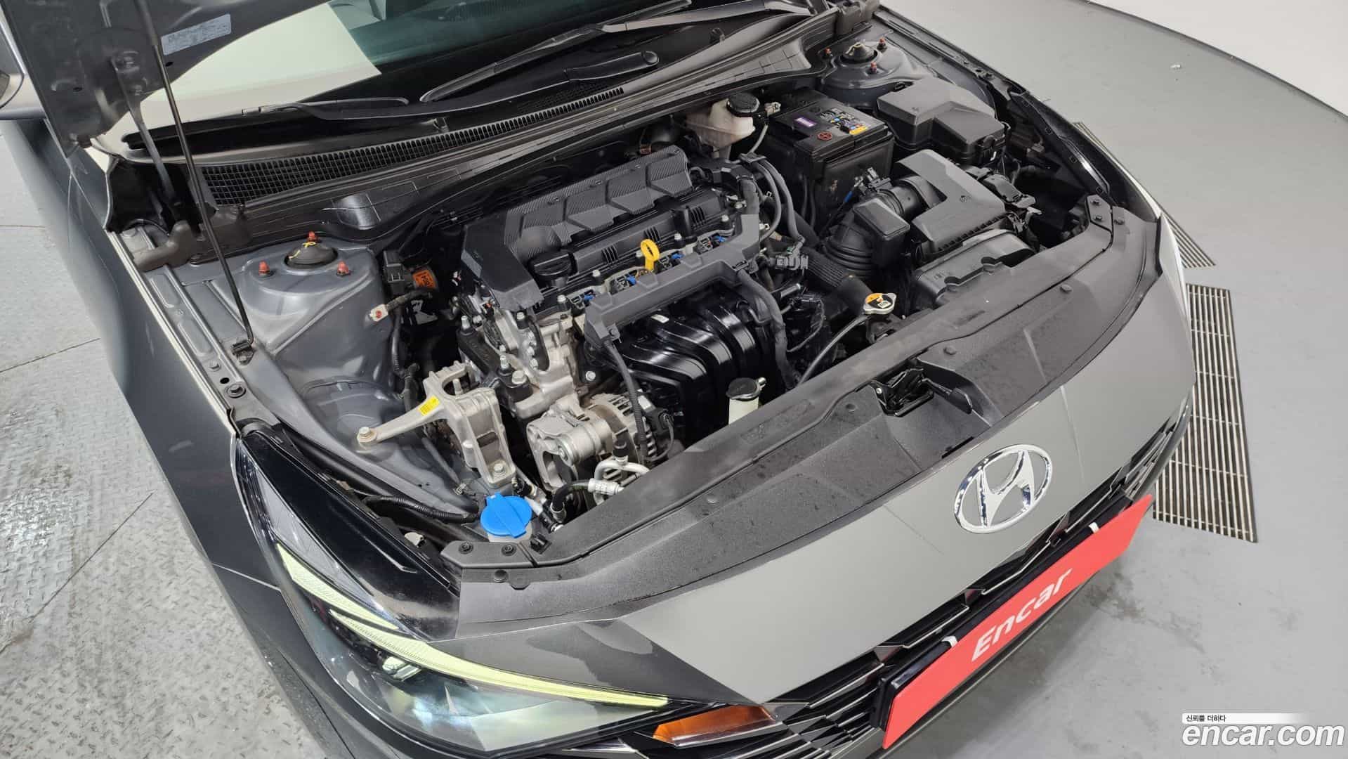 AVANTE Hyundai 2020.5-INNER-006