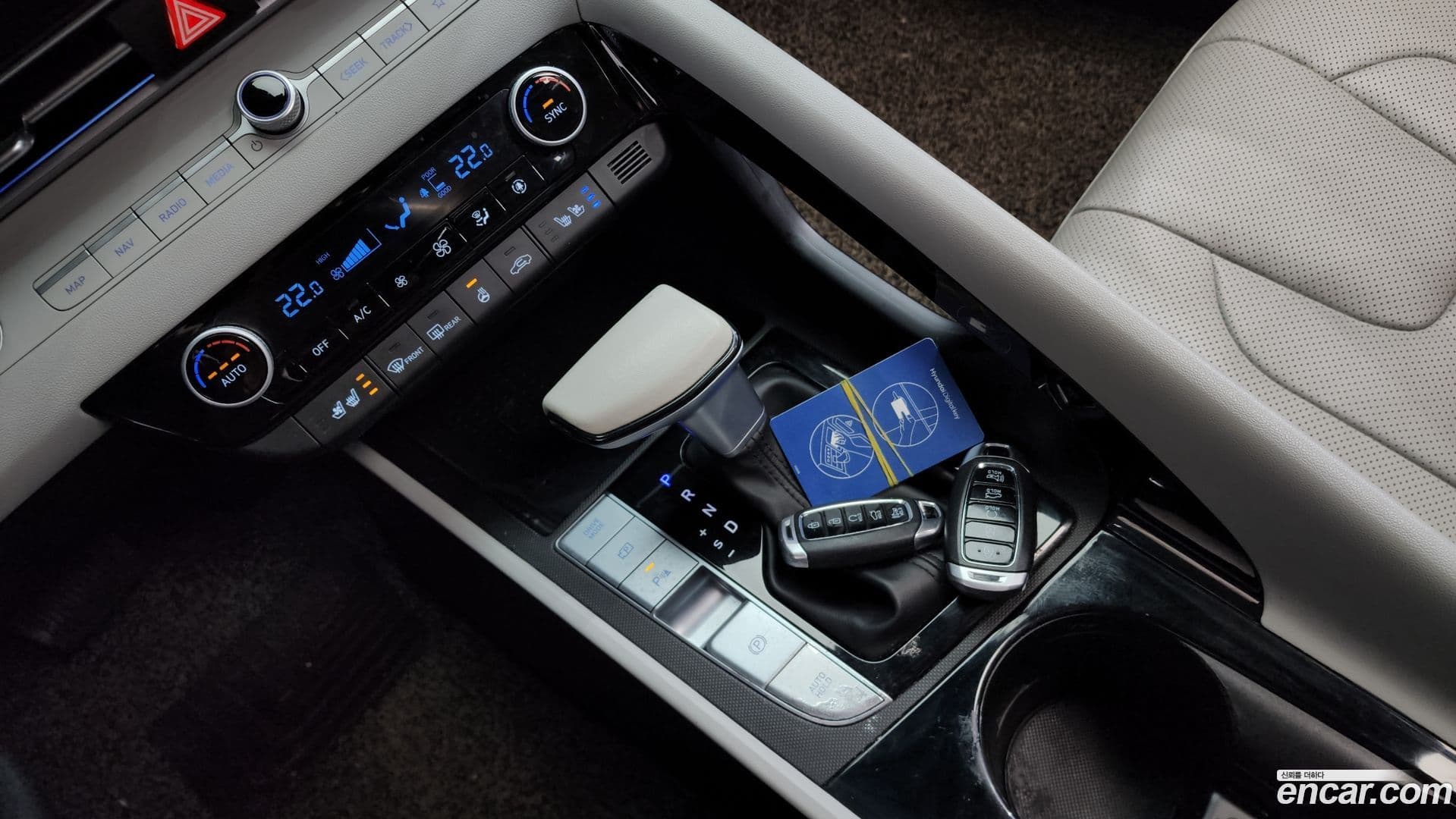 Main__Slider__Photo:AVANTE Hyundai 2020.5-8