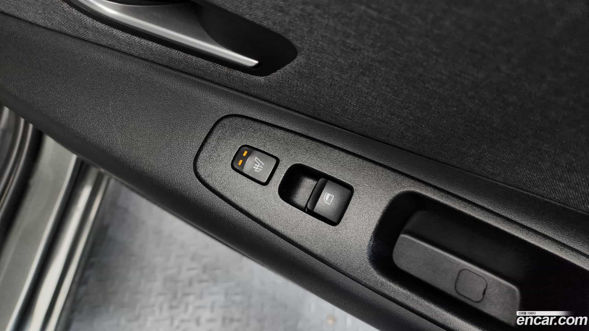 AVANTE Hyundai 2020.5-OPTION-022