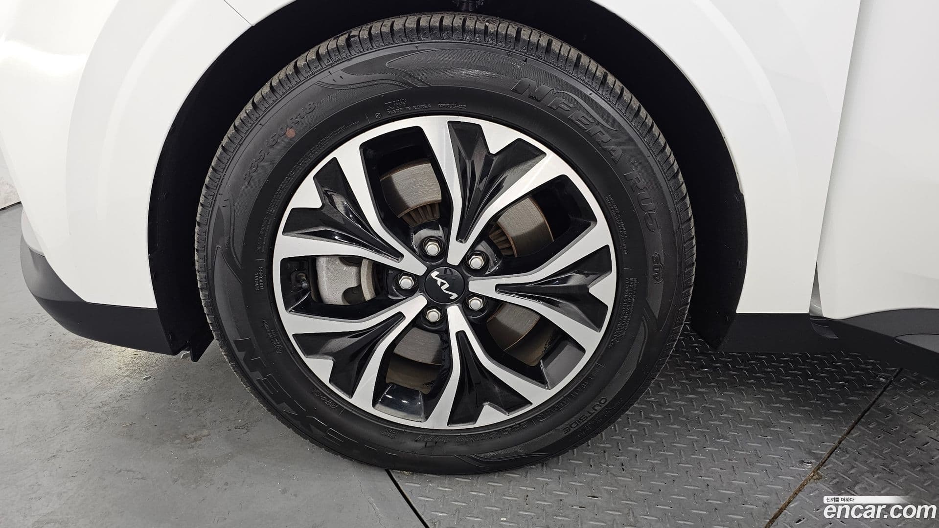 Main__Slider__Photo:Canival Kia 2022.1-4