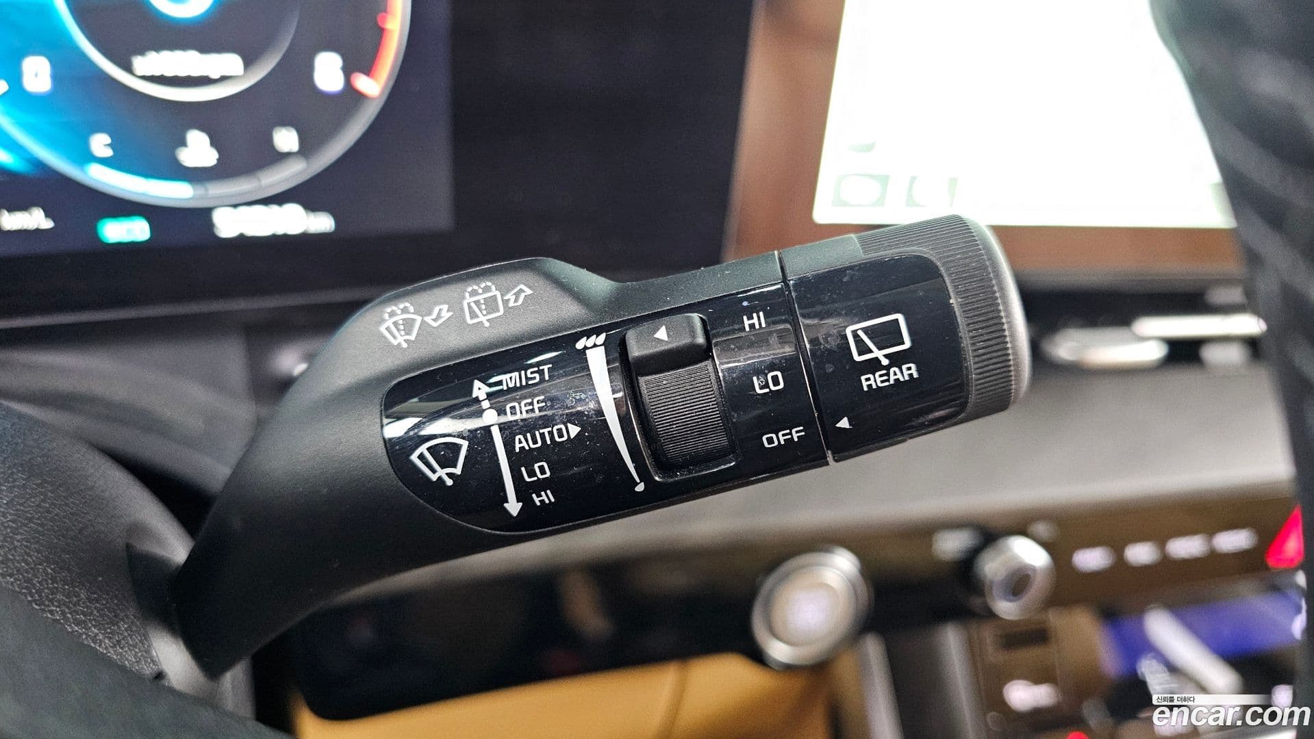 Main__Slider__Photo:Canival Kia 2022.1-16