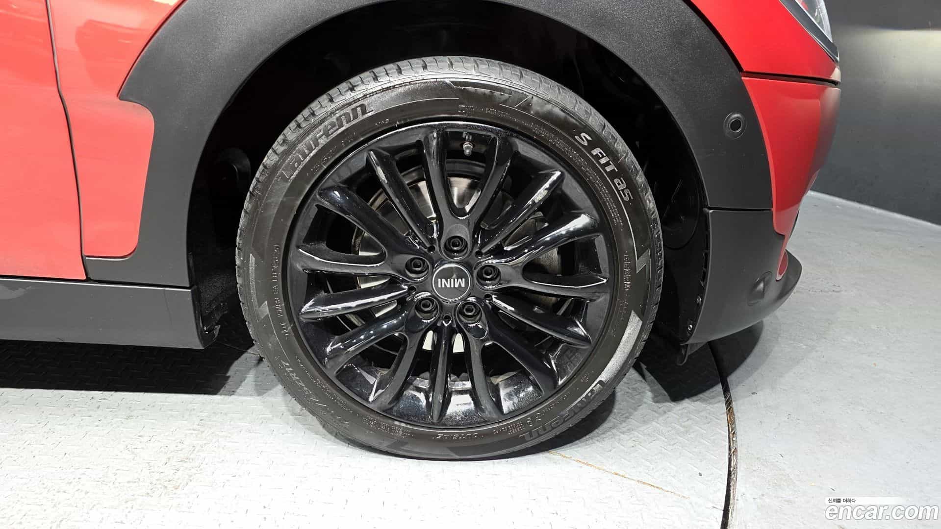 Clubman Mini 2021.0-OUTER-005