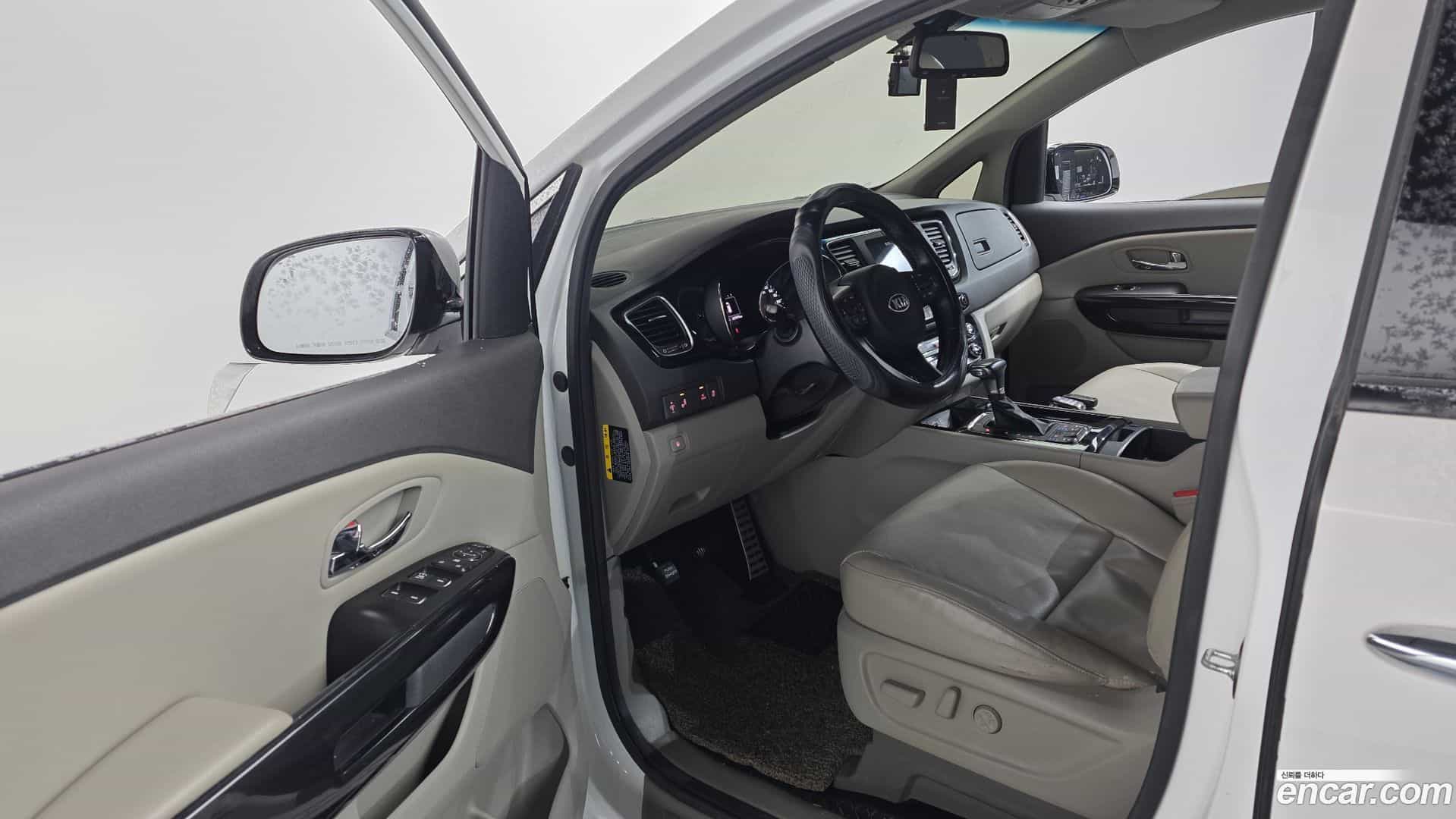 Canival Kia 2018.2-OPTION-015