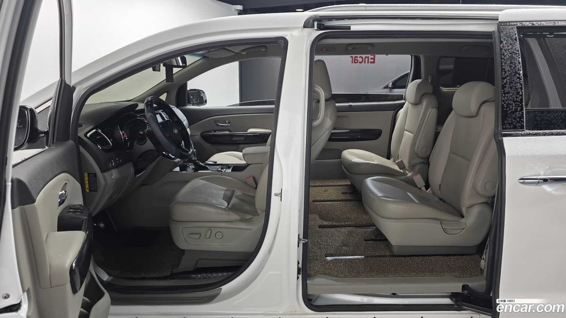 Canival Kia 2018.2-OPTION-021