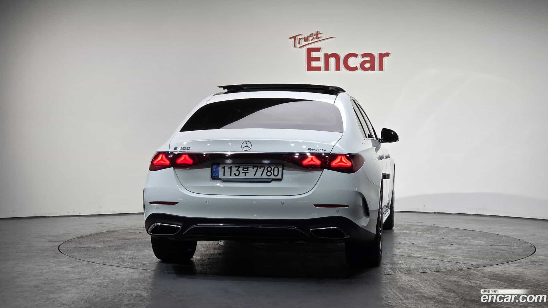 E-Class Mercedes-Benz 2024.2-OUTER-004