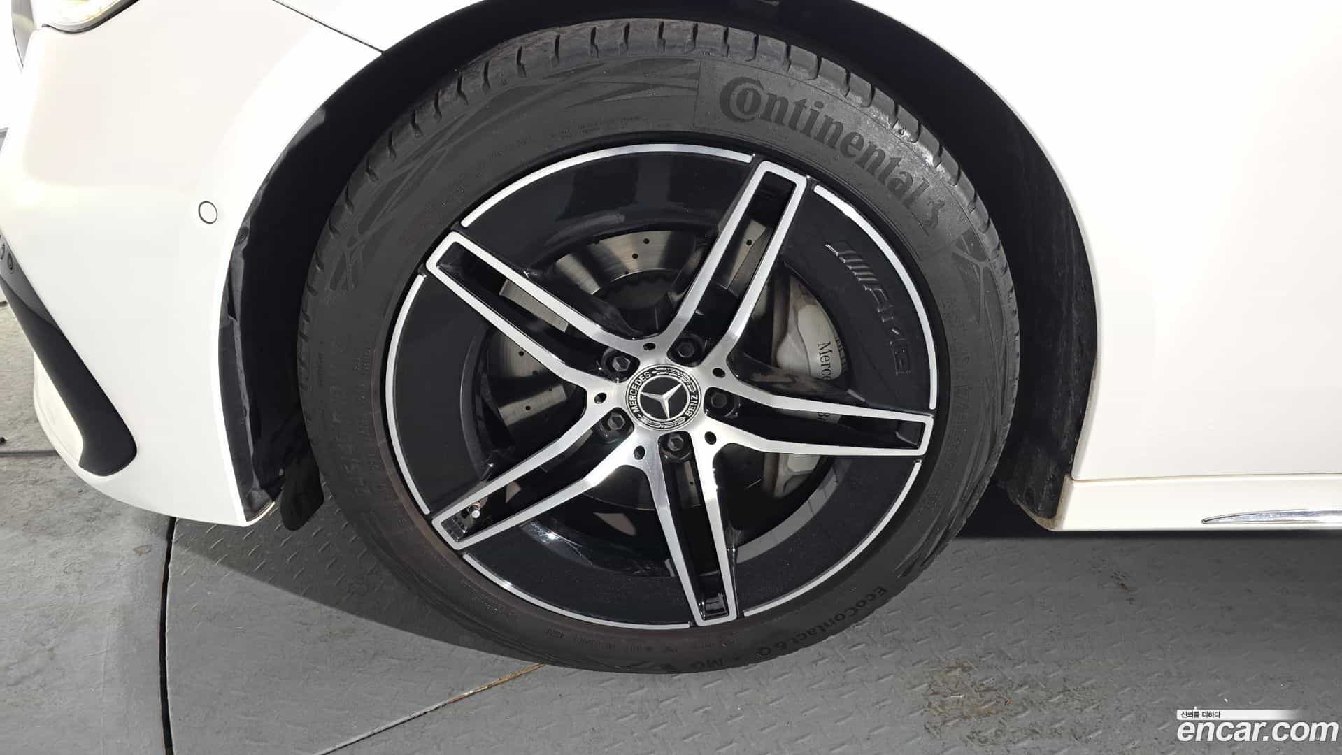 E-Class Mercedes-Benz 2024.2-OUTER-005