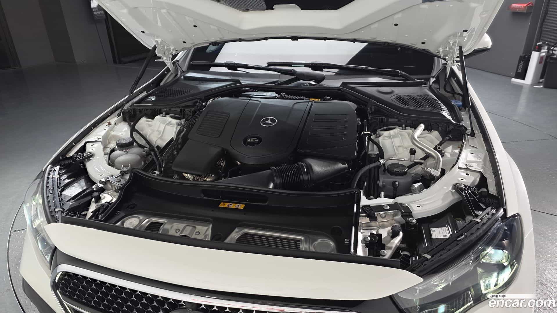 E-Class Mercedes-Benz 2024.2-INNER-006