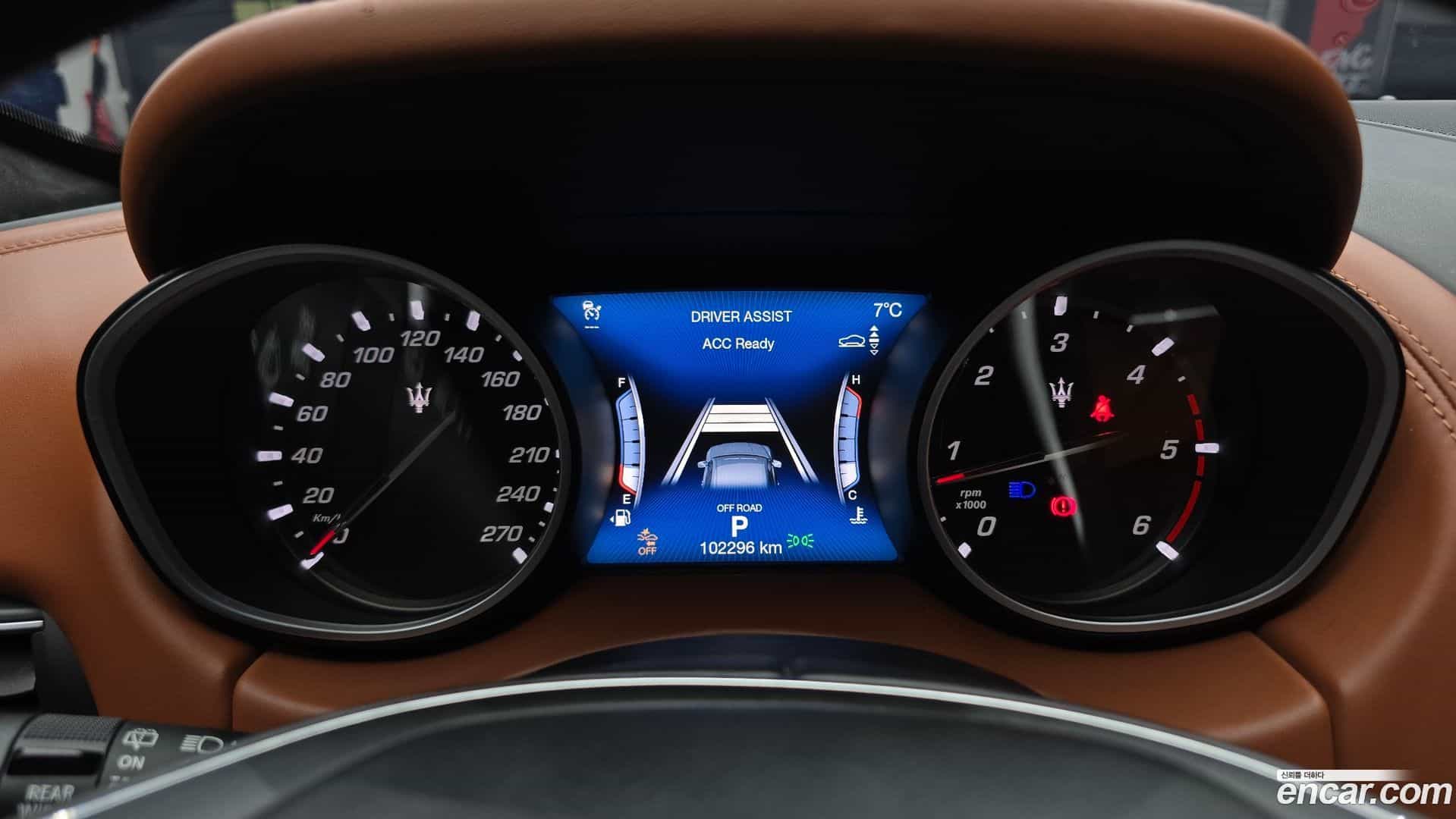 Levante Maserati 2018.7-INNER-008