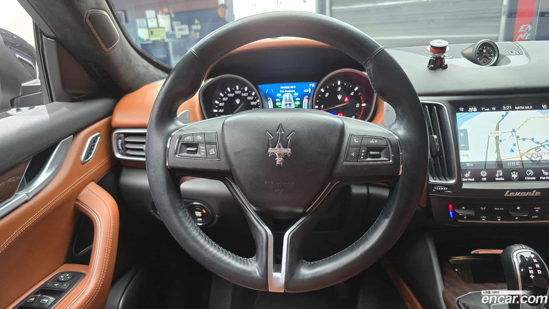 Levante Maserati 2018.7-OPTION-018