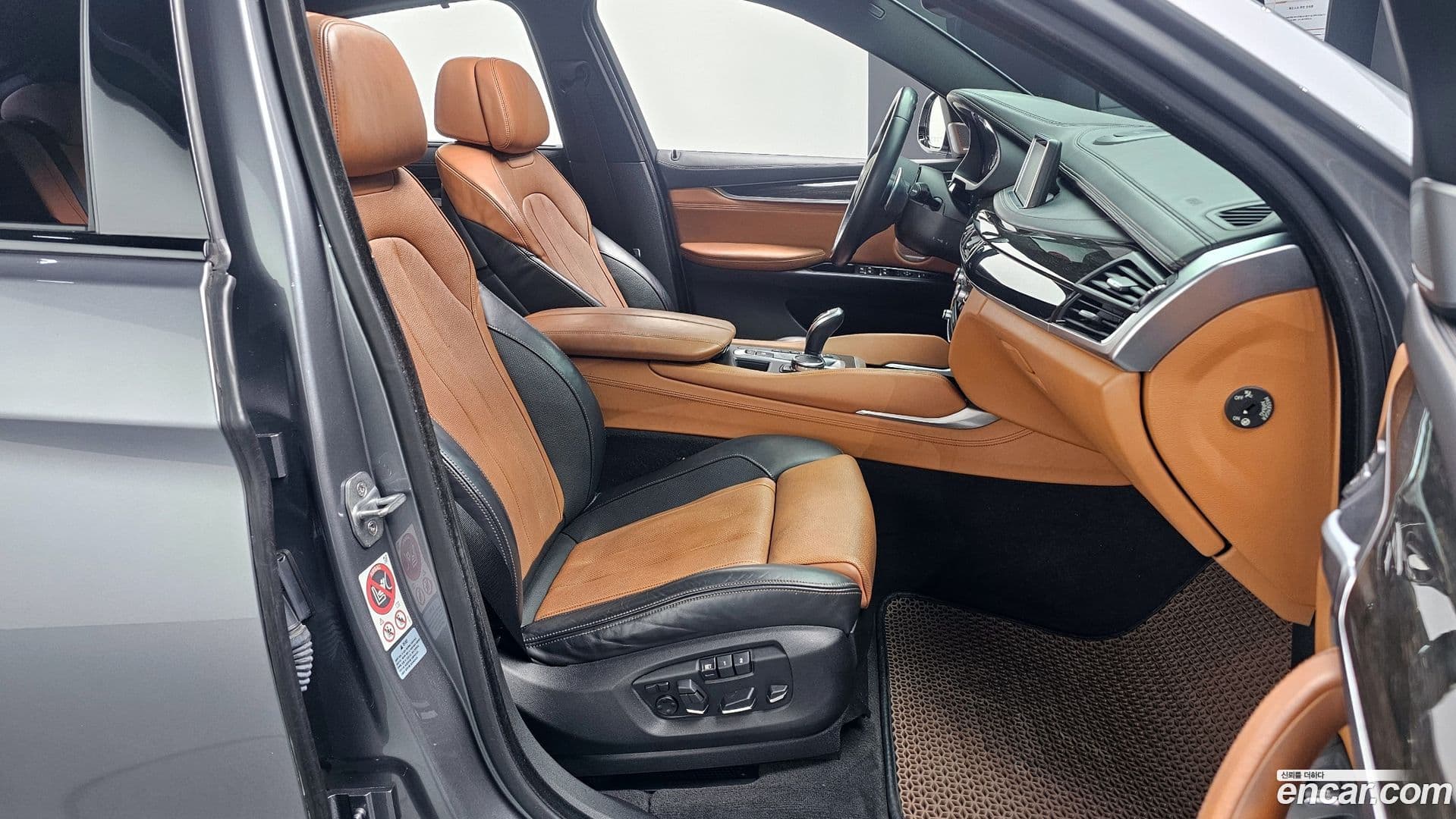 Main__Slider__Photo:X6 BMW 2015.8-10