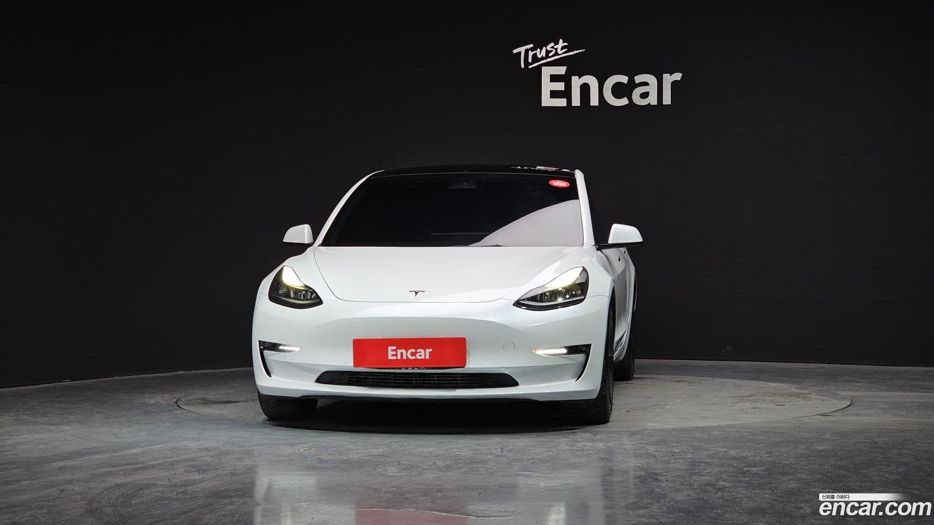 Main__Slider__Photo:Model 3 Tesla 2022.5-2