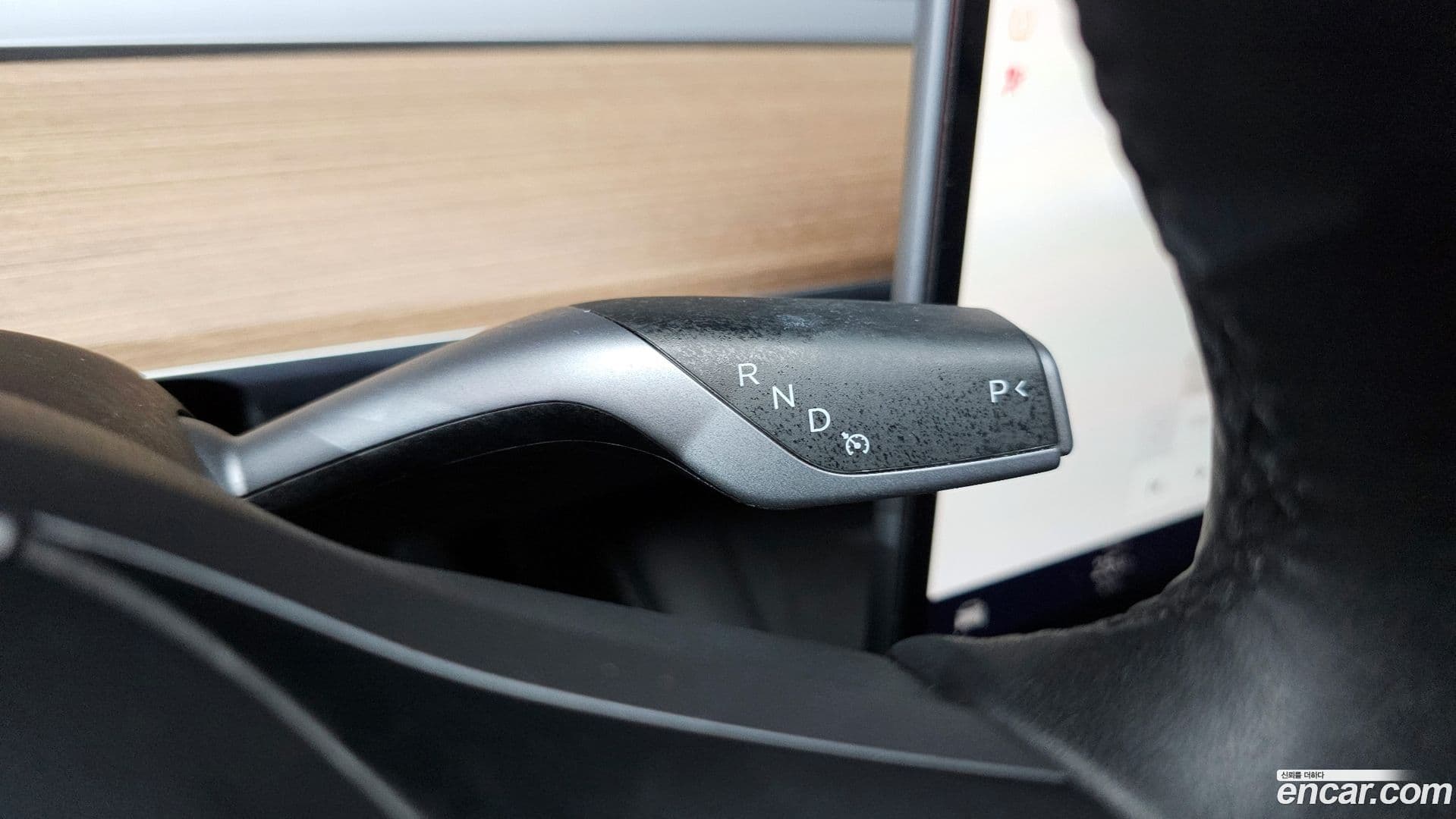 Main__Slider__Photo:Model 3 Tesla 2022.5-8