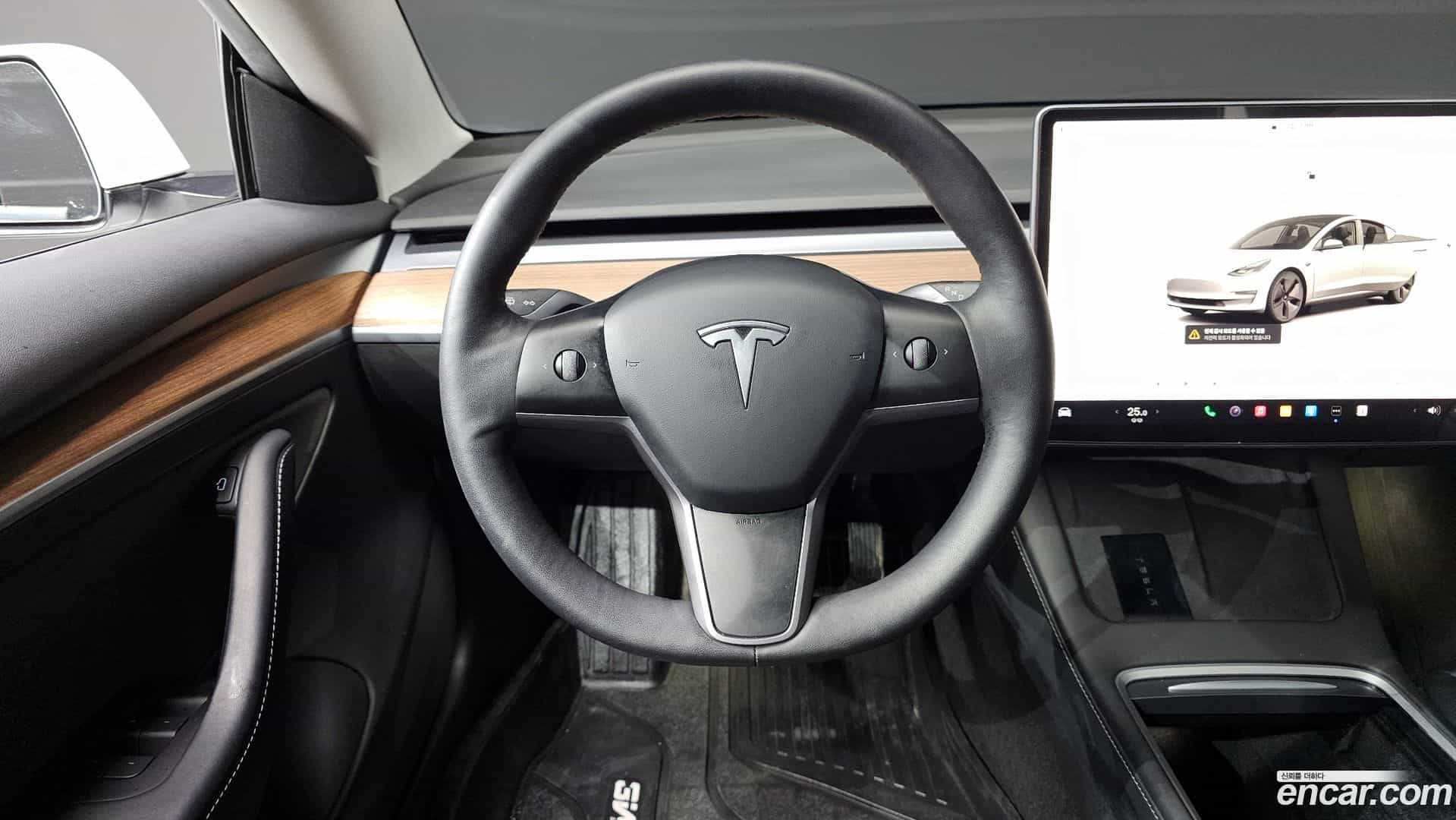 Model 3 Tesla 2022.5-OPTION-017