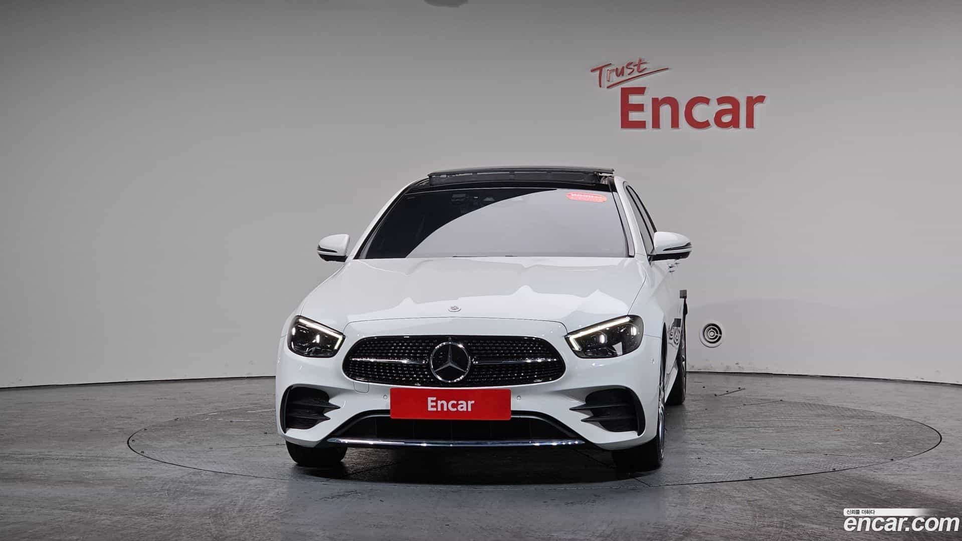 E-Class Mercedes-Benz 2022.2-OUTER-003