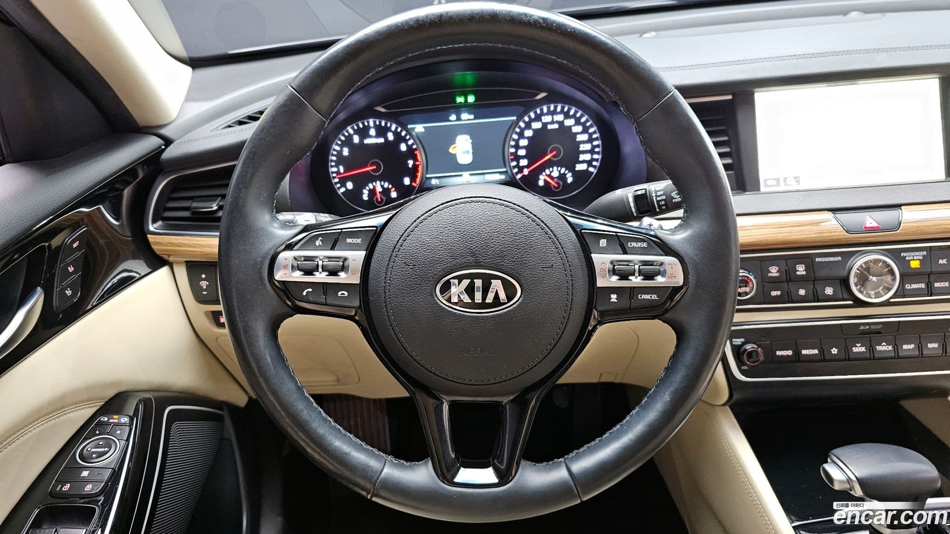 Main__Slider__Photo:K7 Kia 2018.2-12