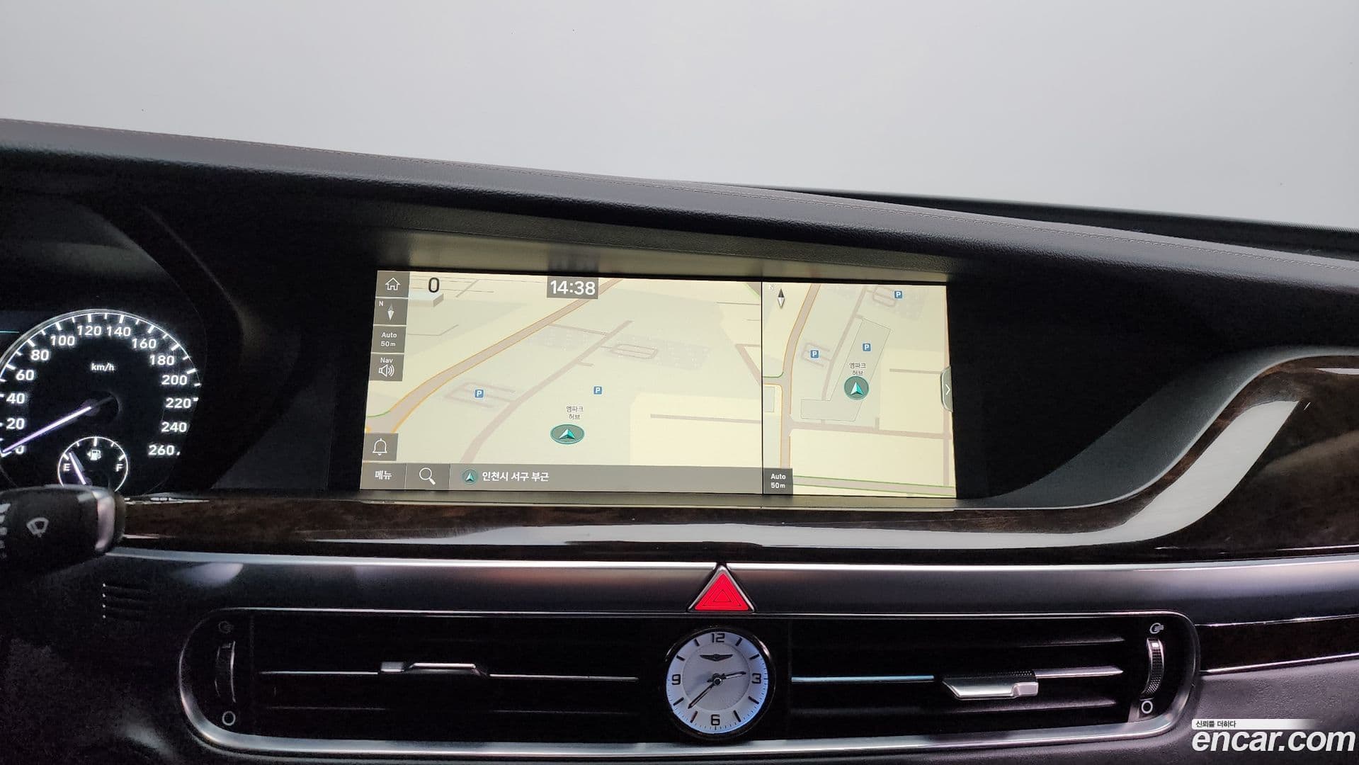 Main__Slider__Photo:G90 Genesis 2019.3-13