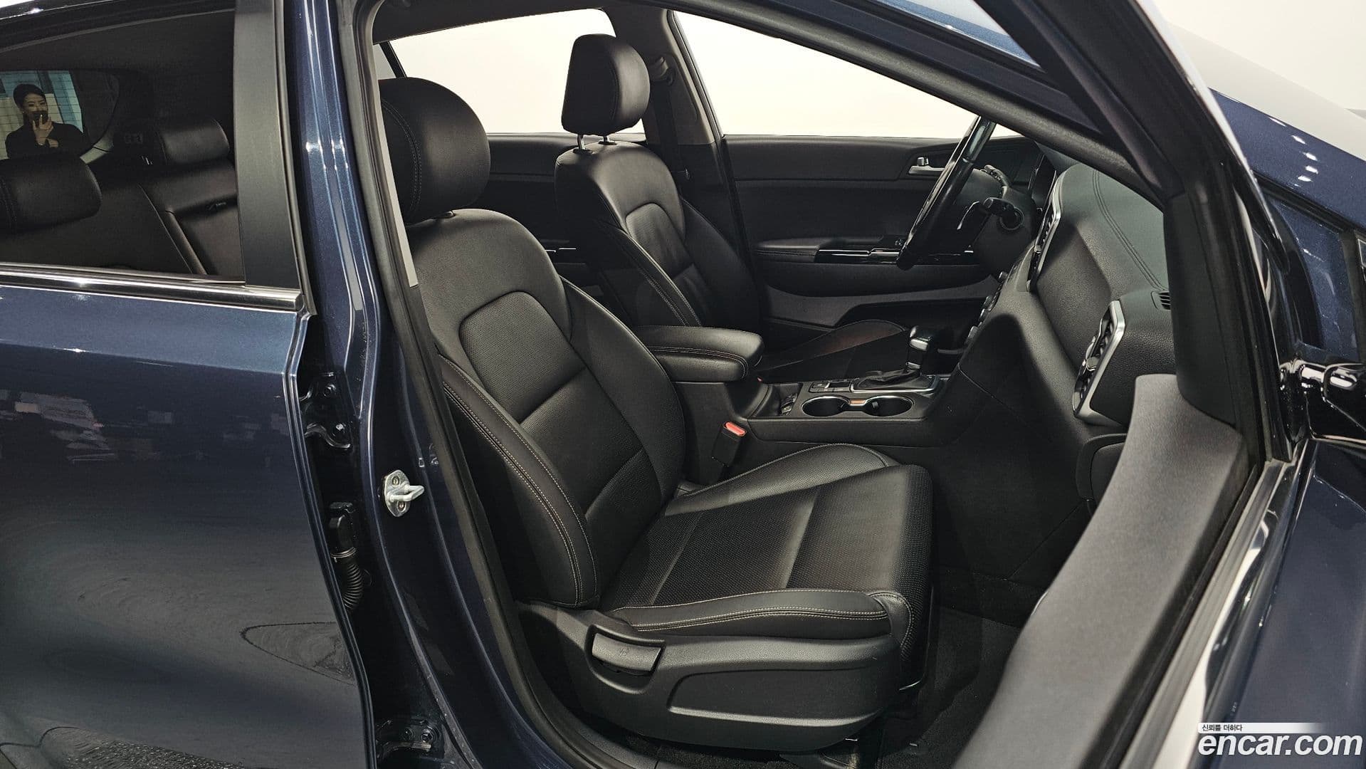 Main__Slider__Photo:Sportage Kia 2017.0-9