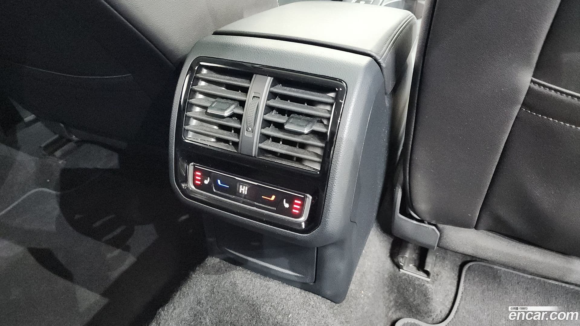 Main__Slider__Photo:Arteon Volkswagen 2022.10-17