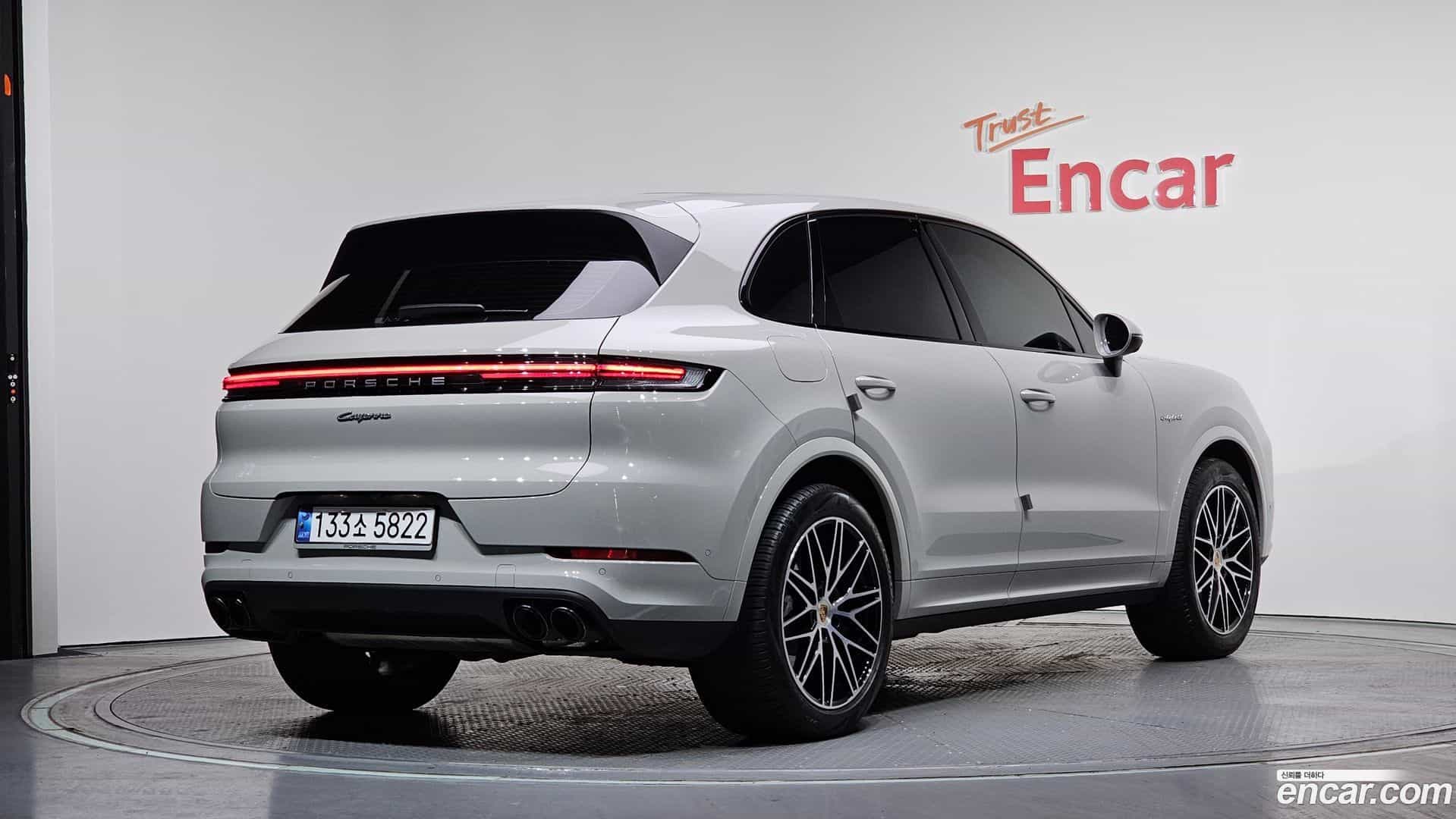 Cayenne Porsche 2024.6-OUTER-002