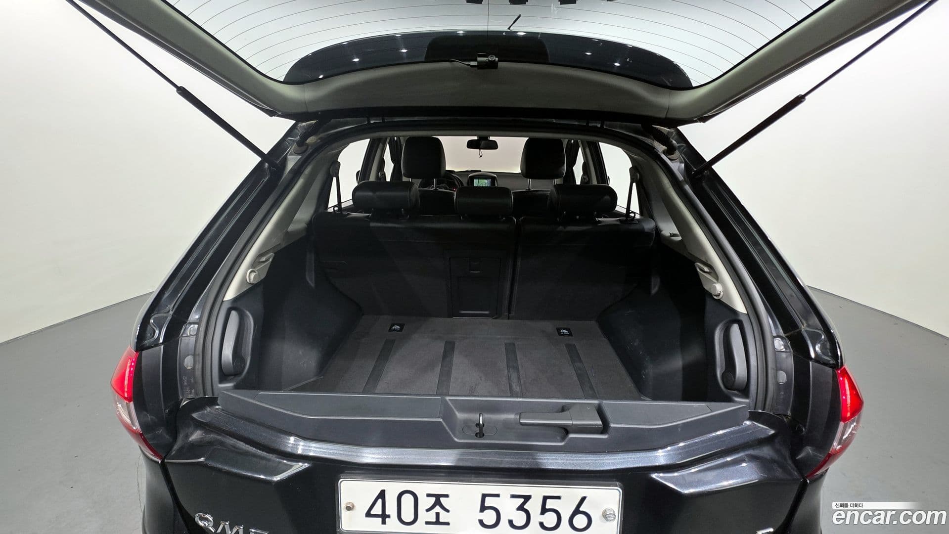 Main__Slider__Photo:QM5 Renault-KoreaSamsung 2013.11-19