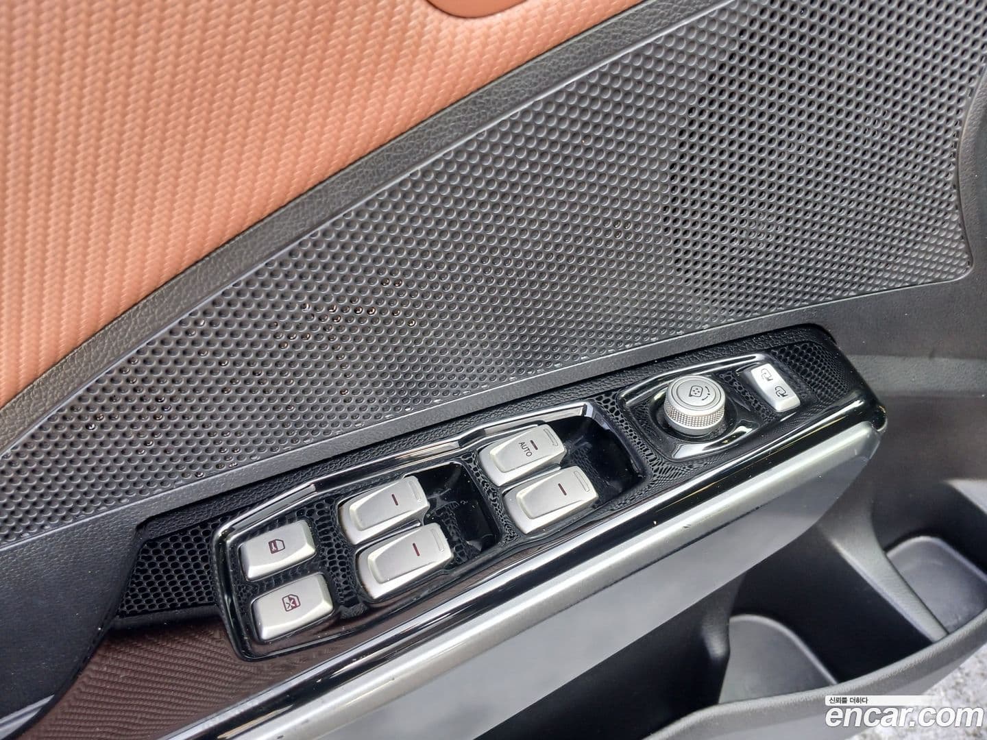 Main__Slider__Photo:TIBOLI KG_Mobility_Ssangyong 2018.1-13