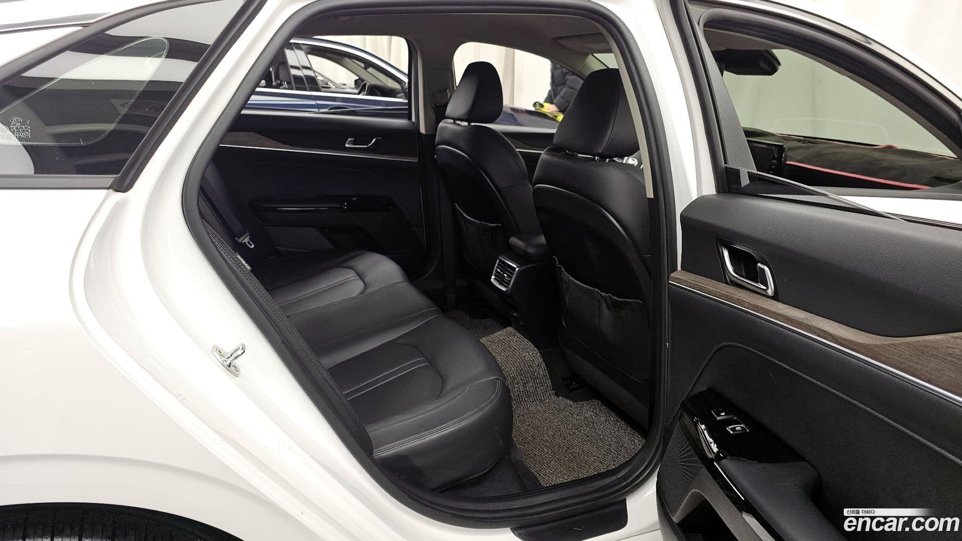 Main__Slider__Photo:K5 Kia 2020.4-11