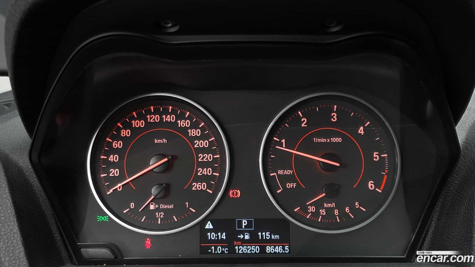 1-Series BMW 2016.11-INNER-008