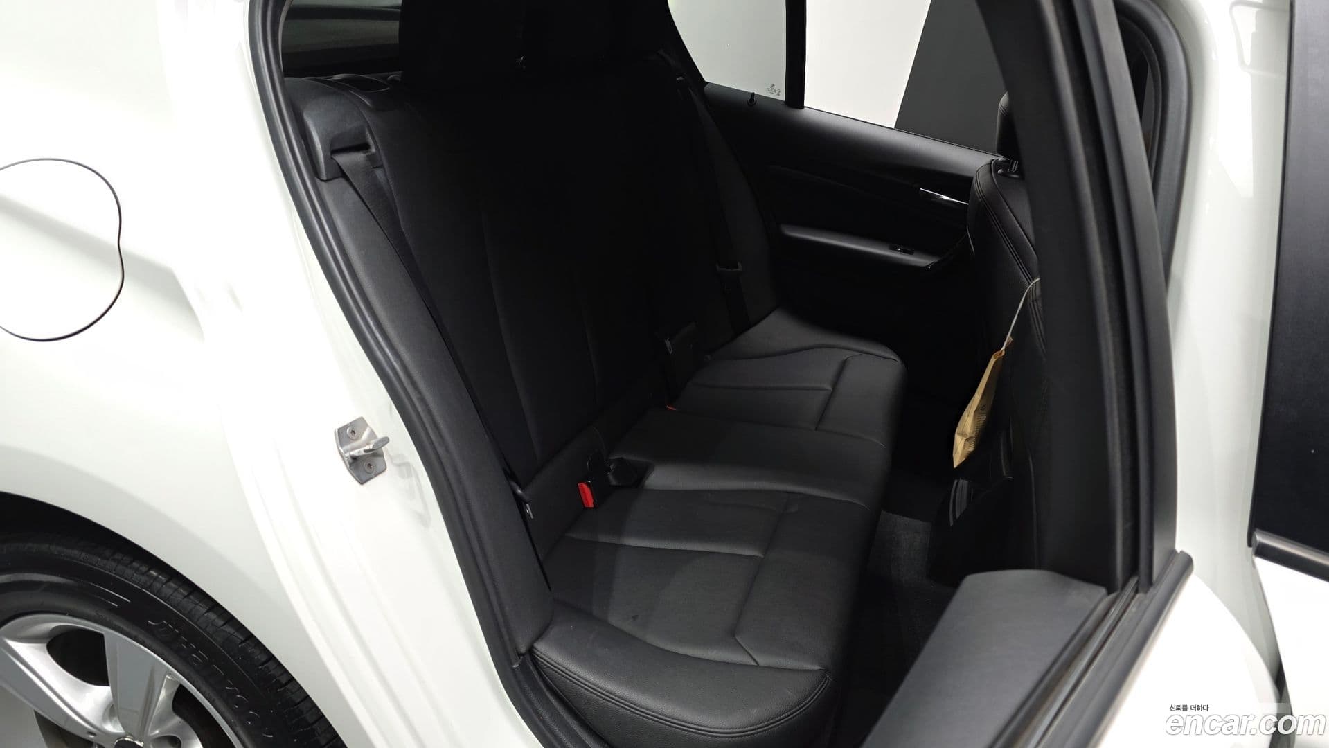 Main__Slider__Photo:1-Series BMW 2016.11-11