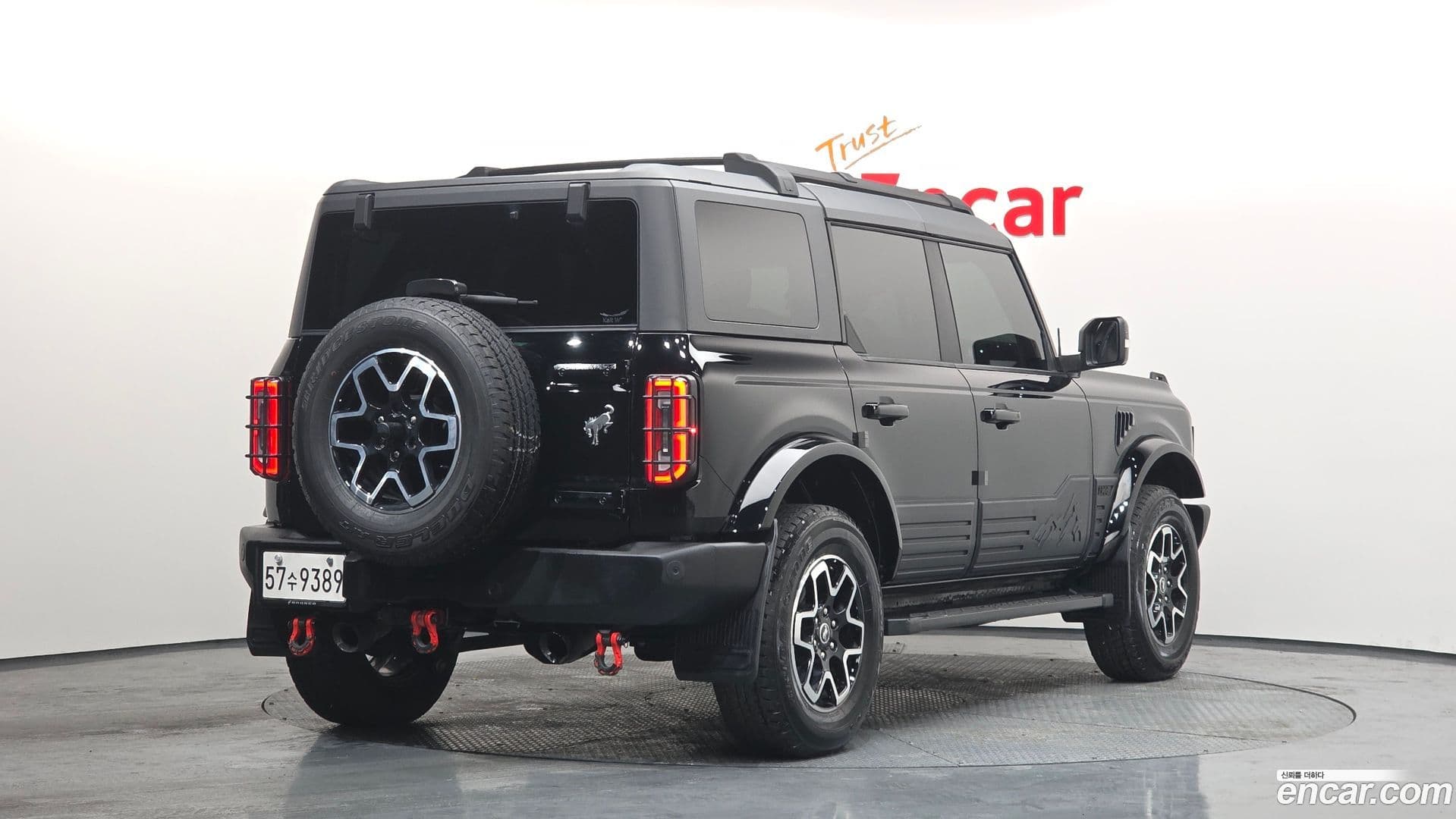 Main__Slider__Photo:Bronco Ford 2022.11-1