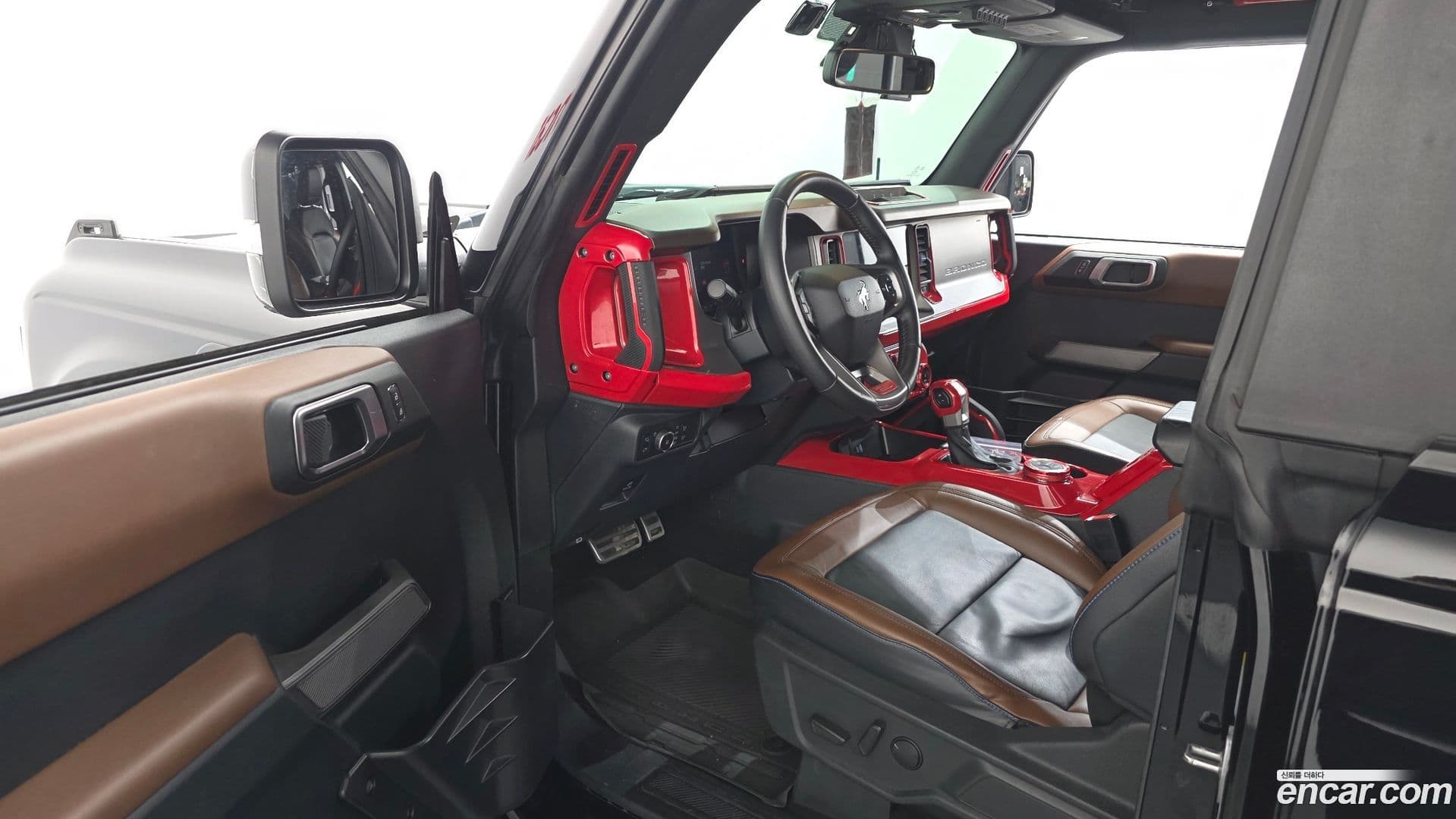 Main__Slider__Photo:Bronco Ford 2022.11-9