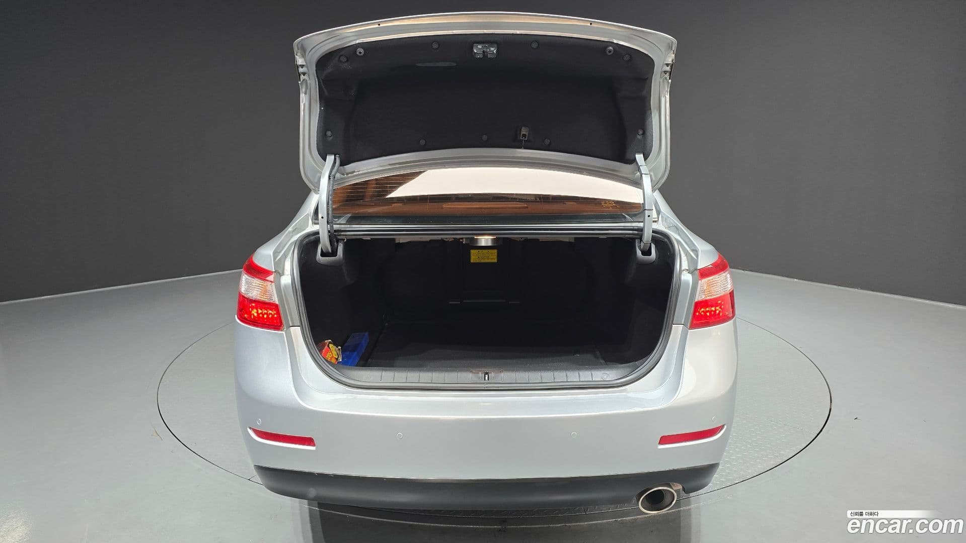 Main__Slider__Photo:SM5 Renault-KoreaSamsung 2010.6-19