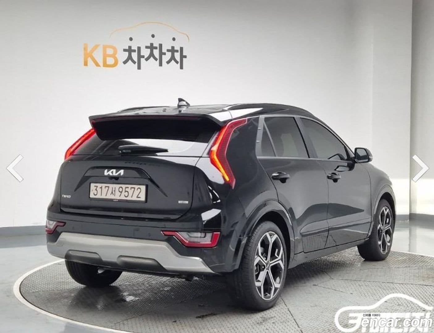 Main__Slider__Photo:Niro Kia 2024.2-3