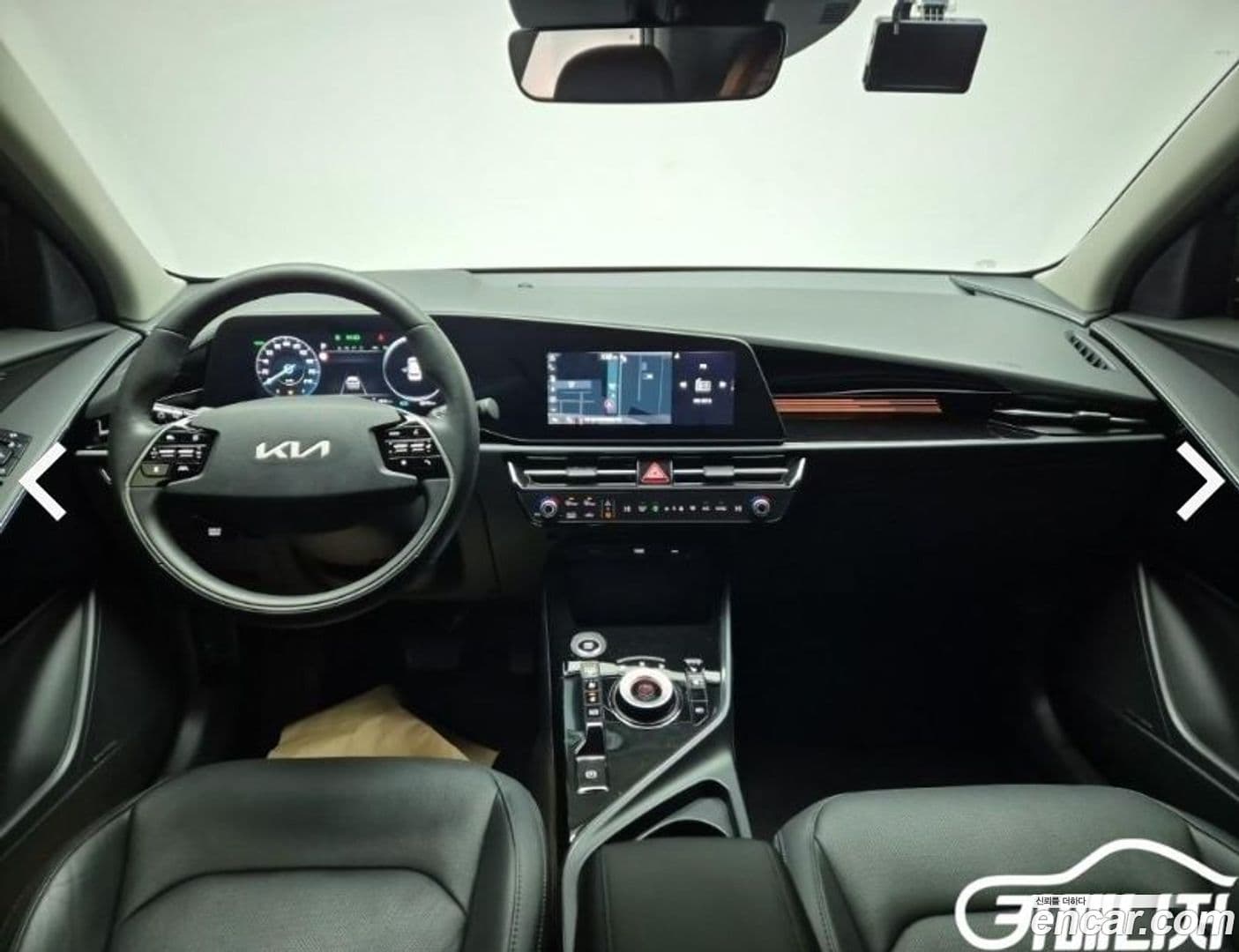 Main__Slider__Photo:Niro Kia 2024.2-12