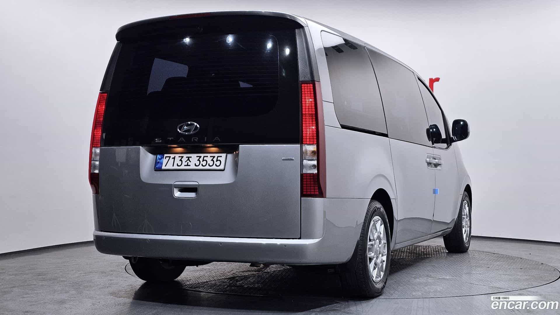 Staria Hyundai 2023.4-OUTER-002