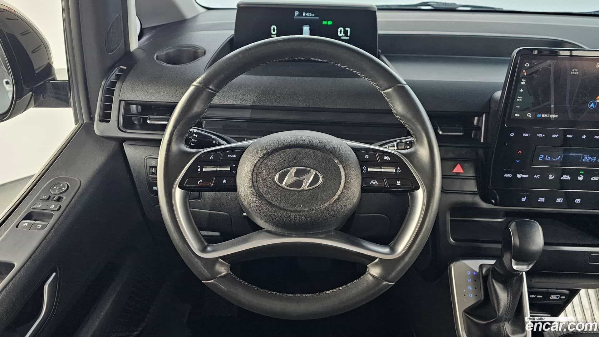 Staria Hyundai 2023.4-OPTION-017