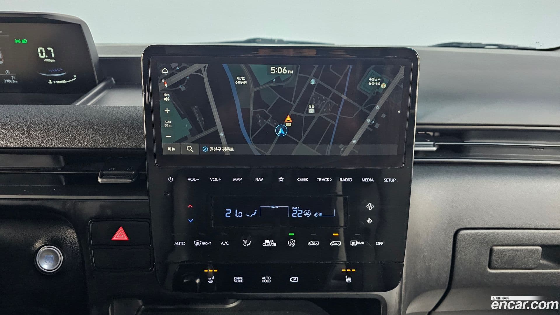 Main__Slider__Photo:Staria Hyundai 2023.4-14