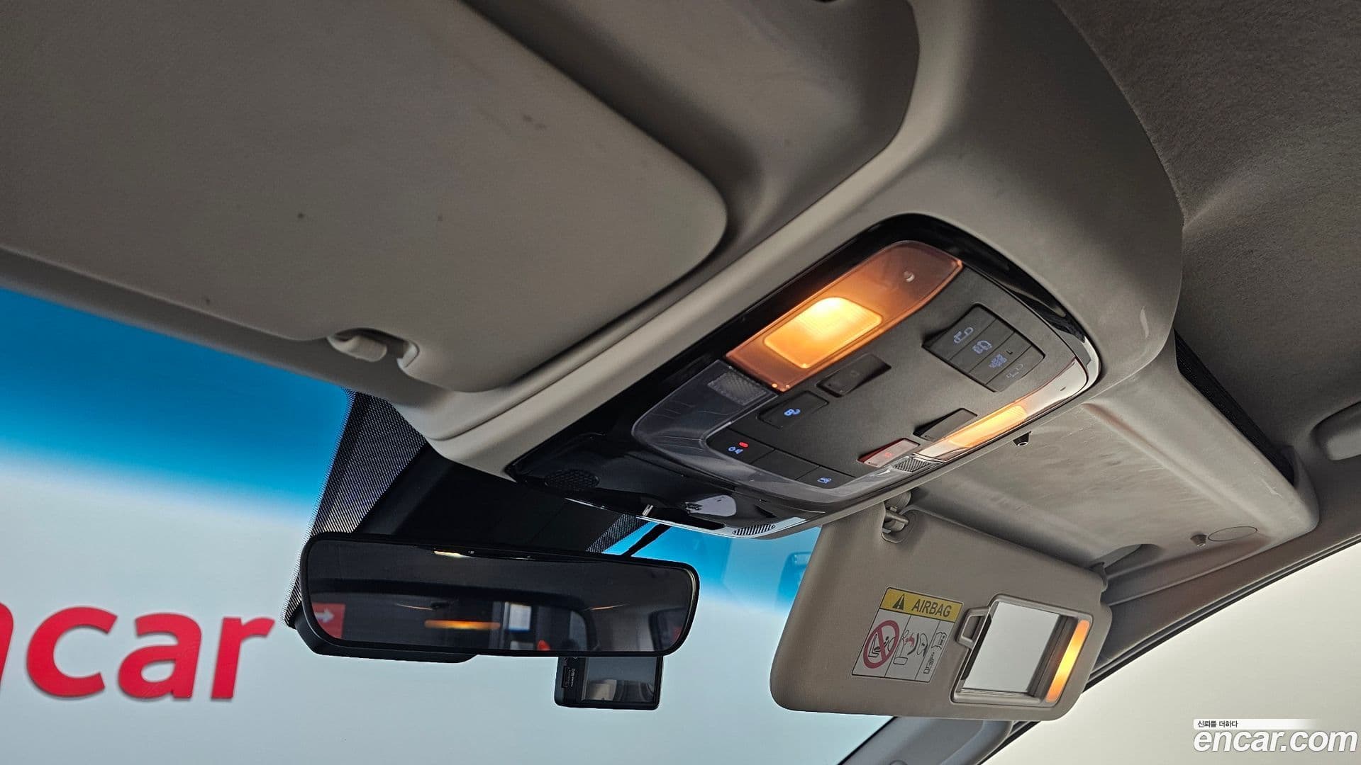 Main__Slider__Photo:Staria Hyundai 2023.4-18